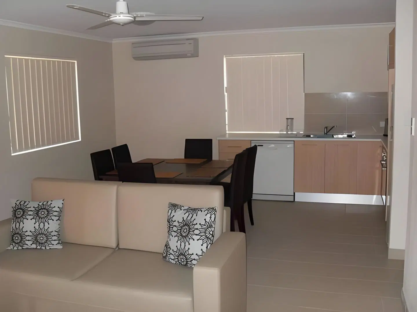 Seminara Apartments Coochiemudlo Island ROOM_EXAMPLE