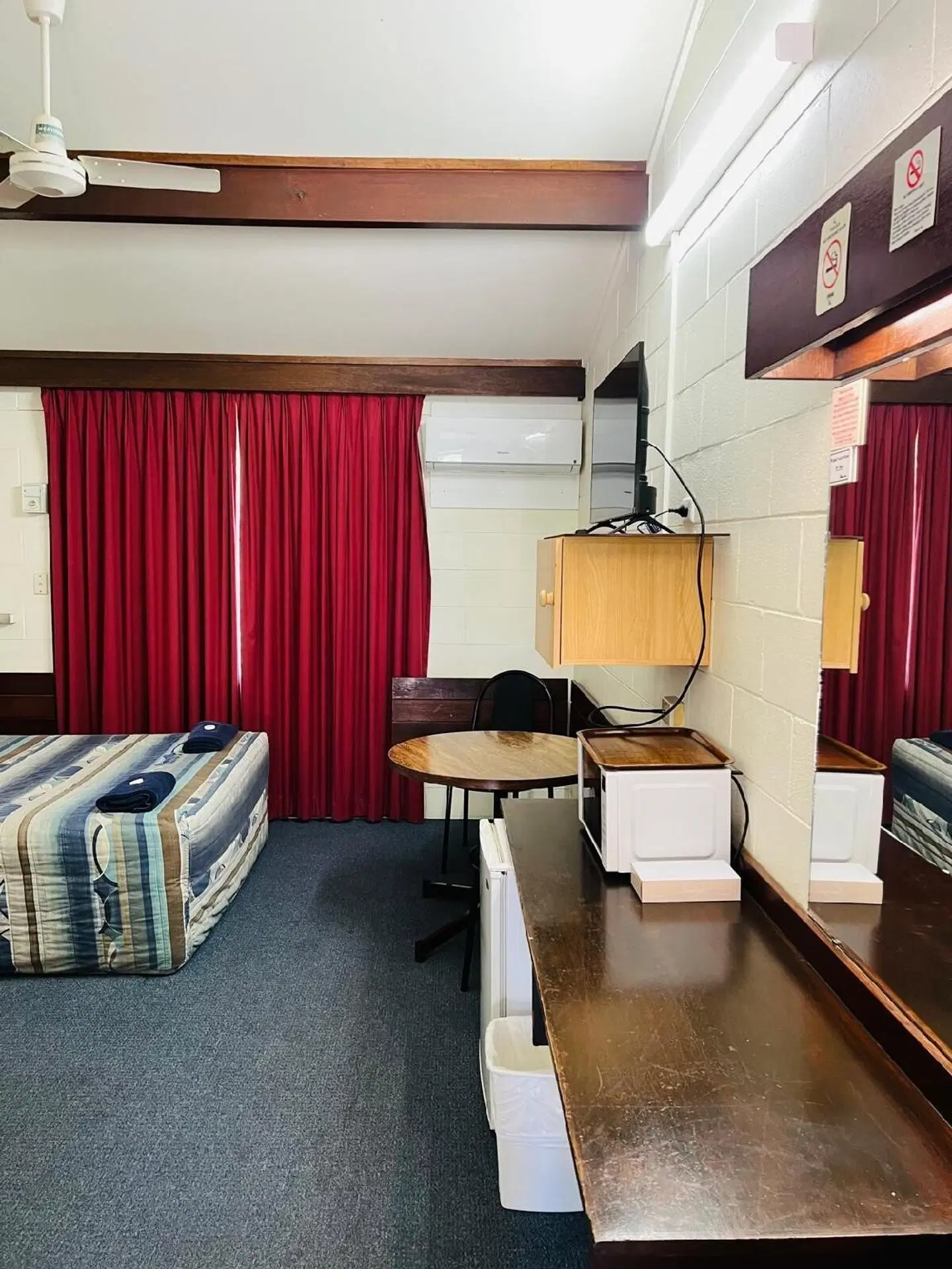 Peppercorn motor inn ROOM_EXAMPLE