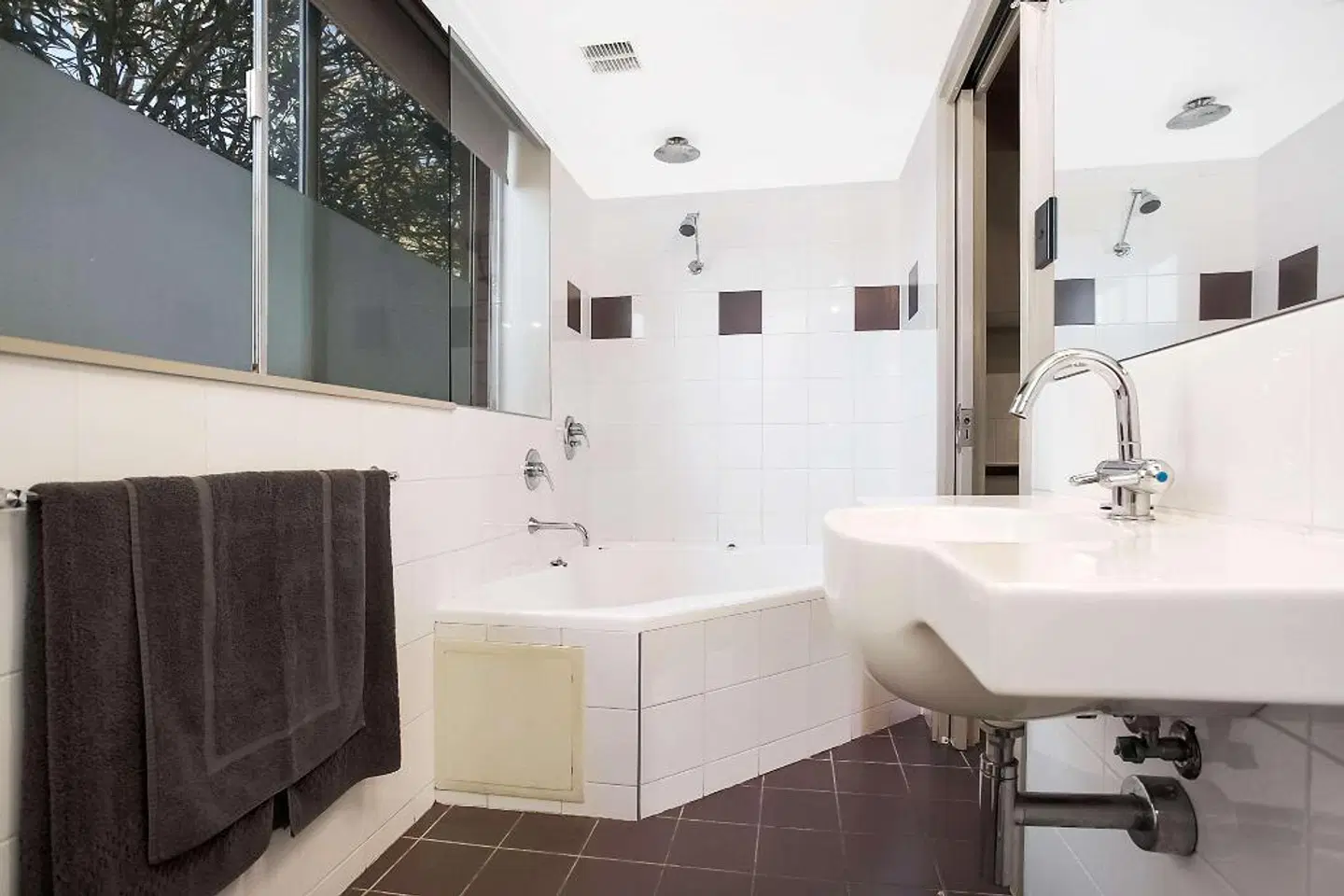 Comfort Inn on Raglan Badezimmer