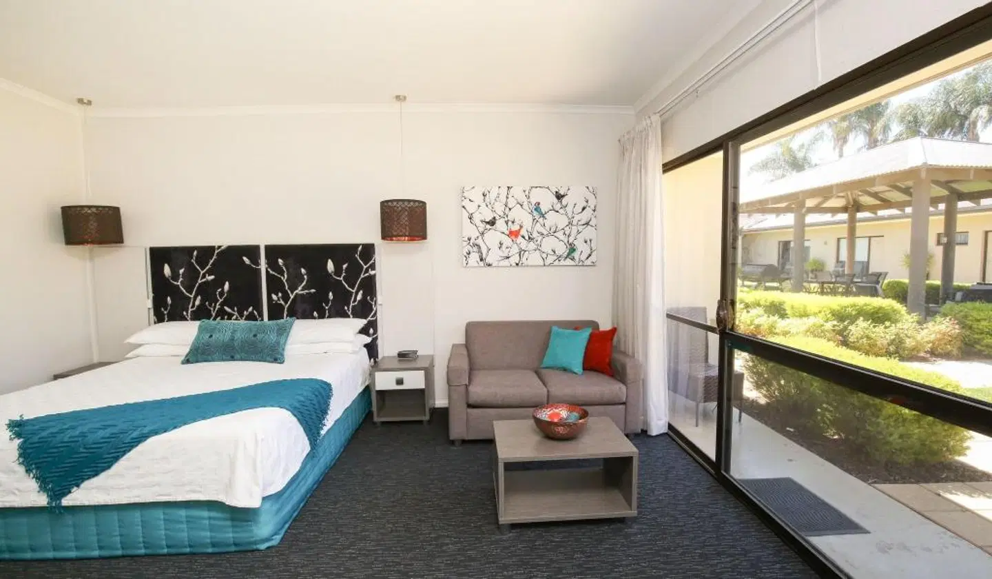 Comfort Inn Deakin Palms ROOM_EXAMPLE