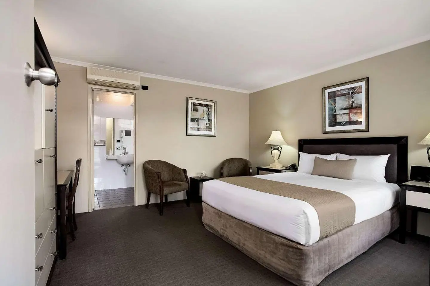 Comfort Inn on Raglan ROOM_EXAMPLE