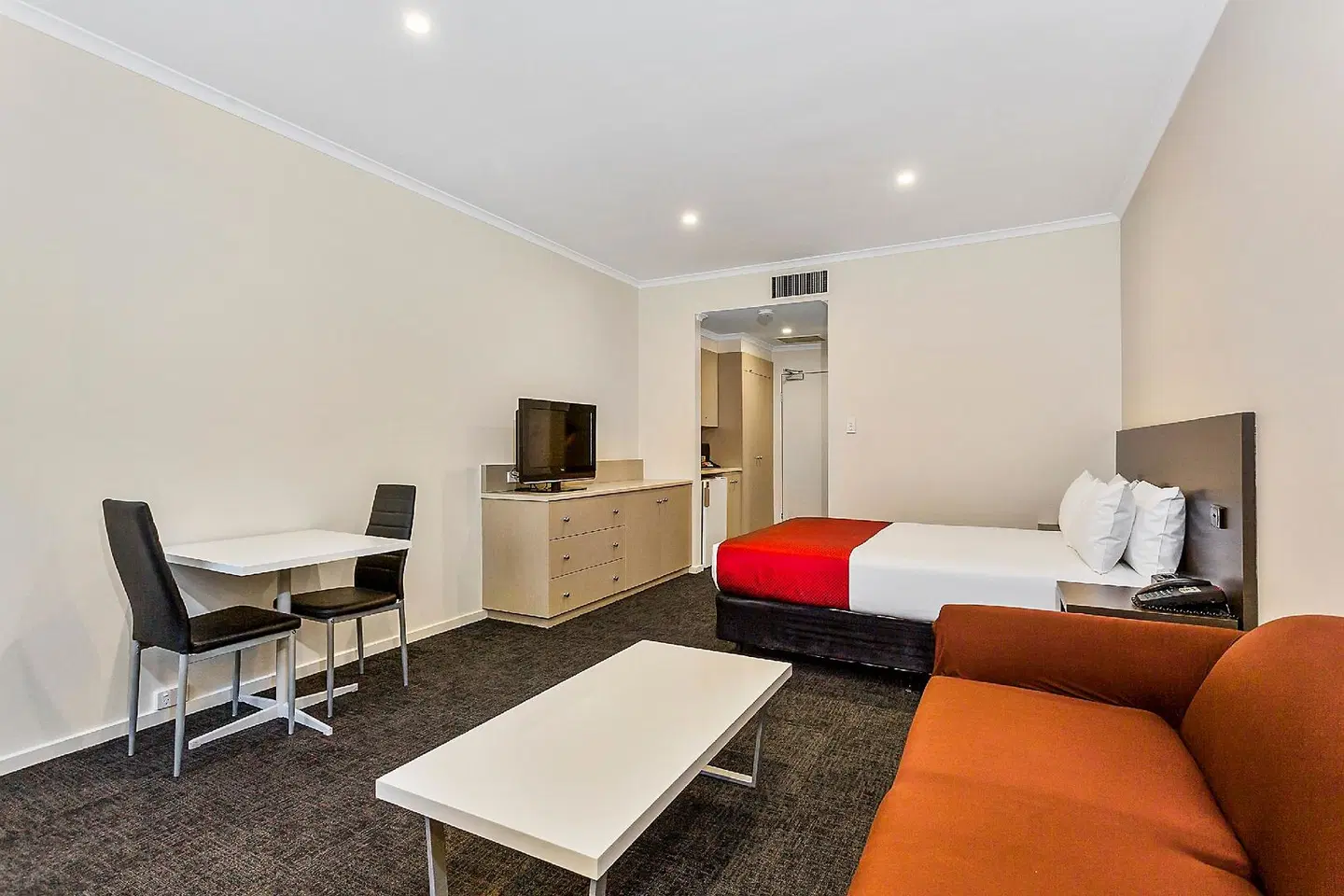 Quality Hotel Manor ROOM_EXAMPLE