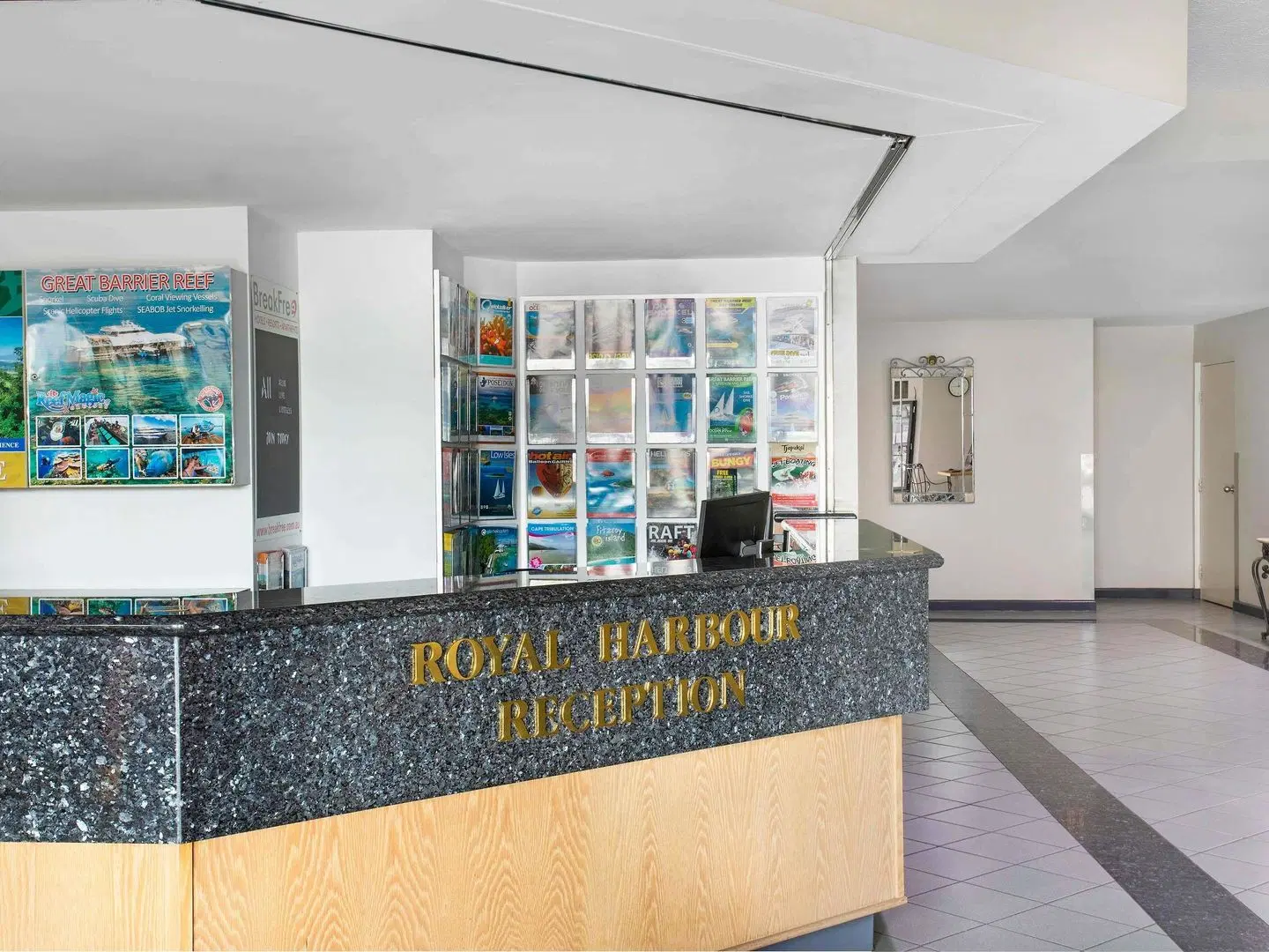 BreakFree Royal Harbour LOUNGE_LOBBY