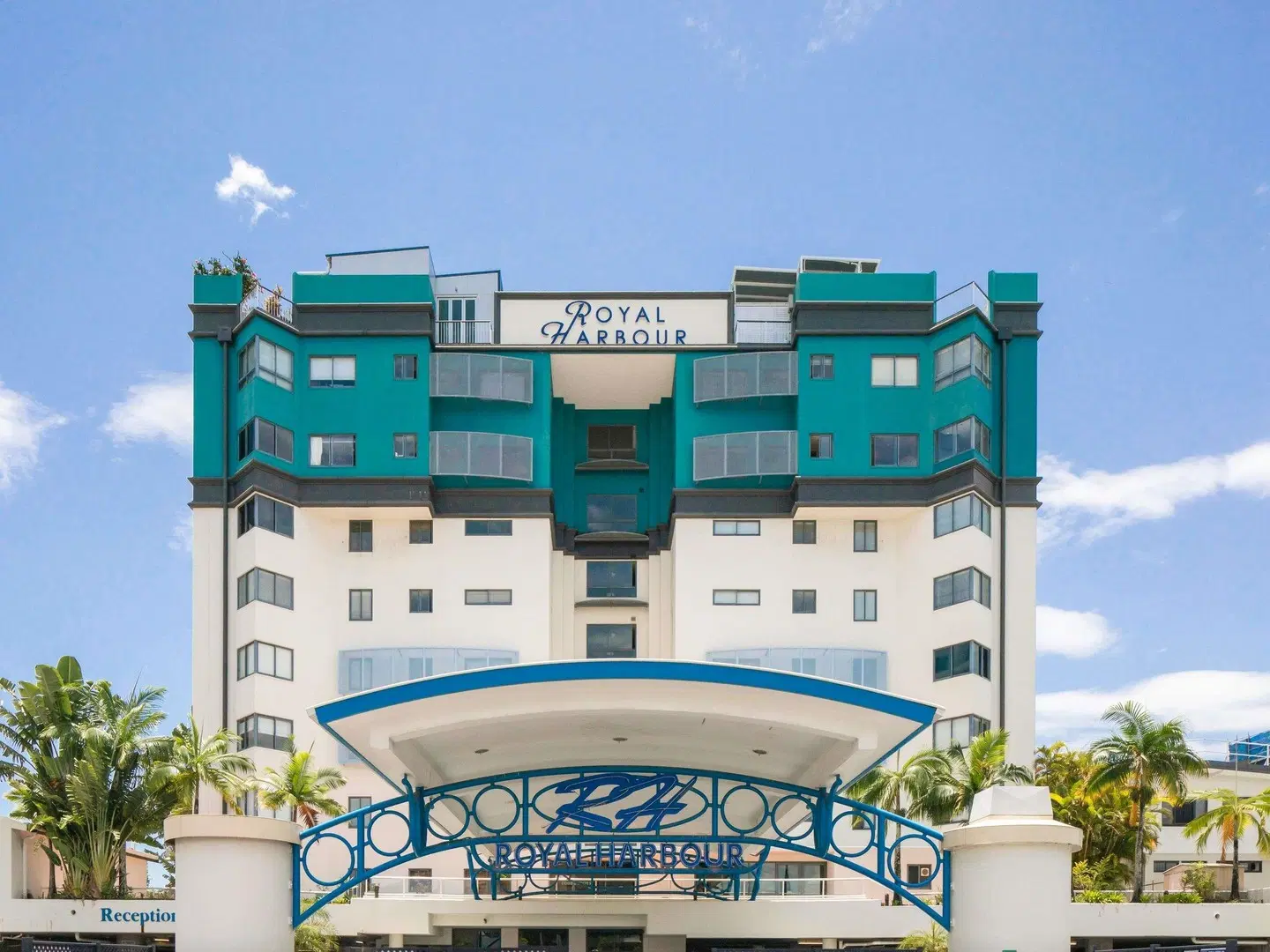 BreakFree Royal Harbour EXTERIOR