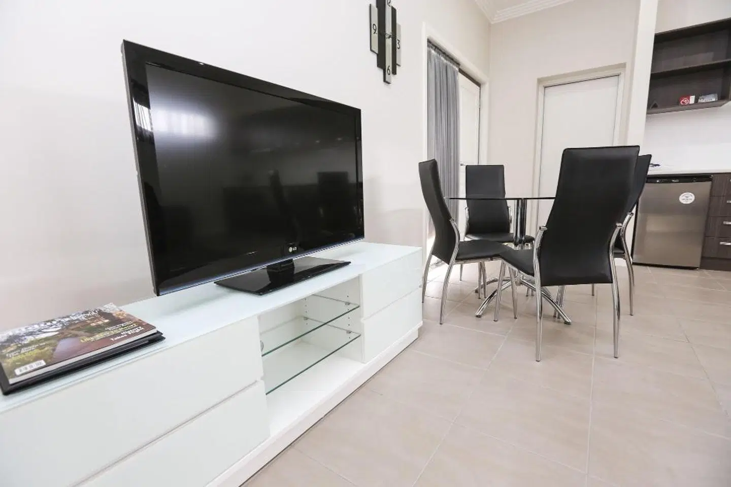 Comfort Inn Deakin Palms ROOM_EXAMPLE