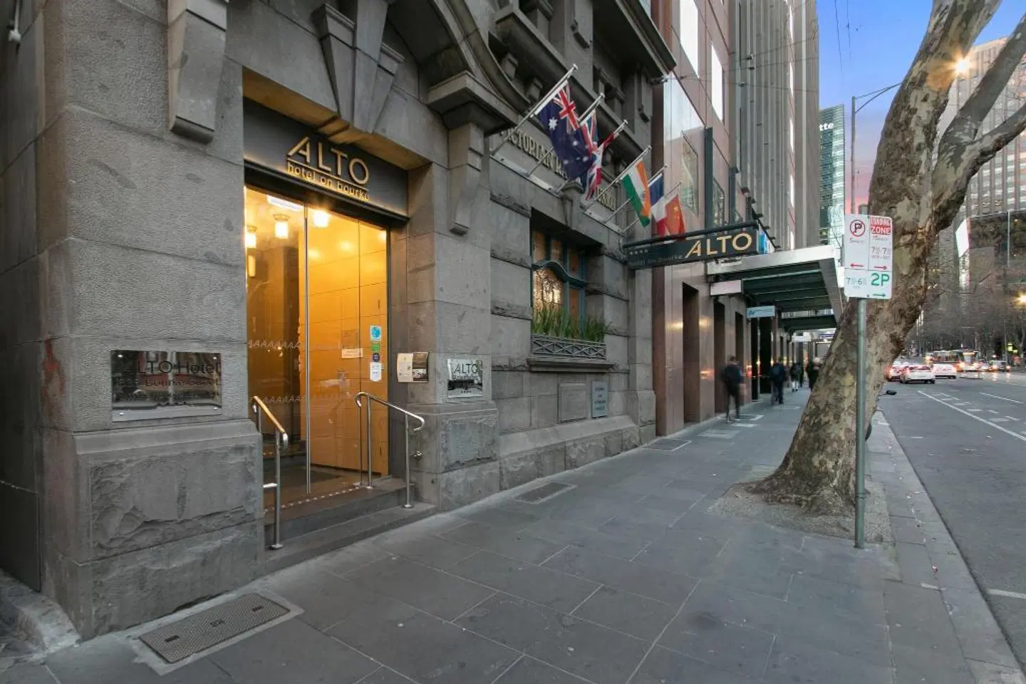 Alto Hotel On Bourke EXTERIOR
