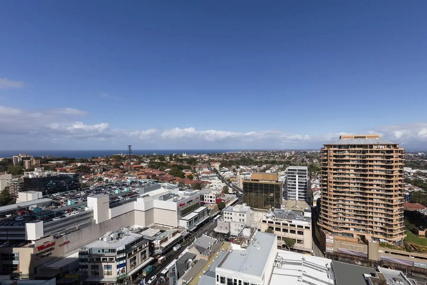 Meriton Bondi Junction EXTERIOR