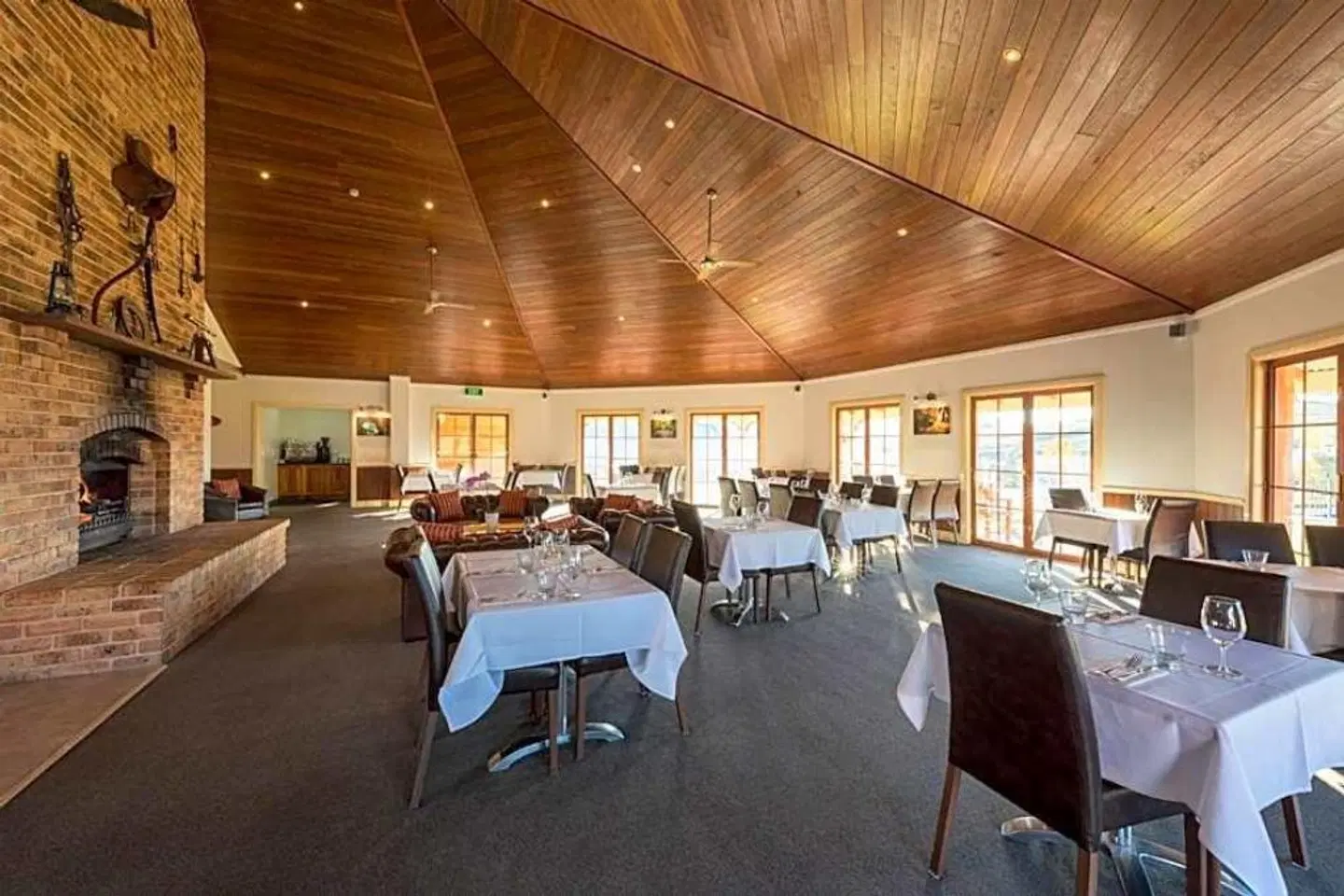 Bowen Inn Motel Restaurant