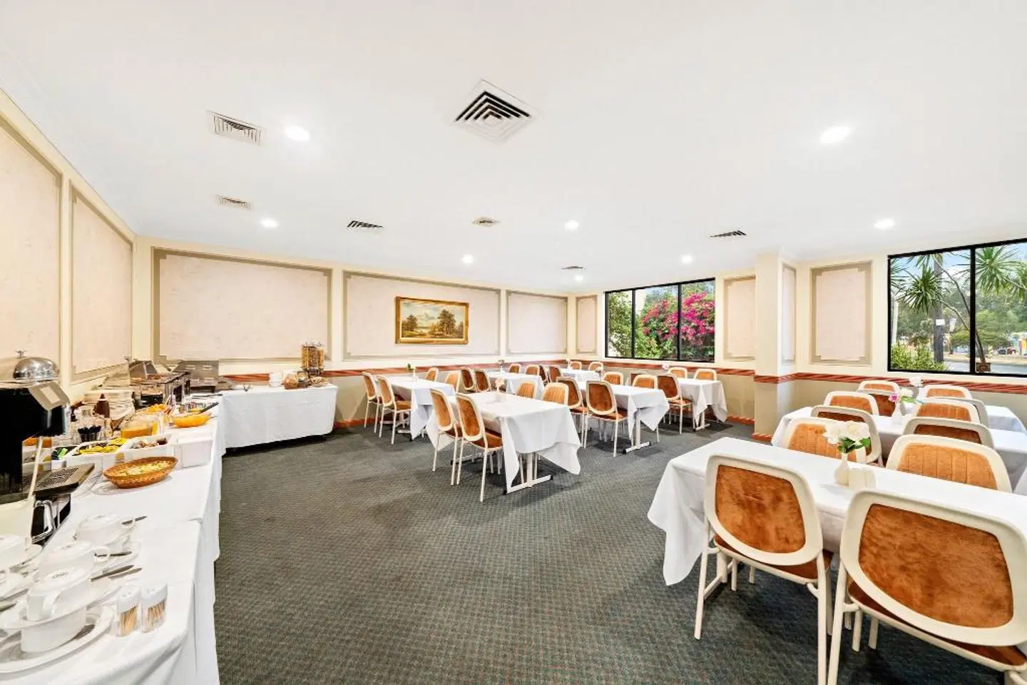 WM Hotel Banktown Restaurant