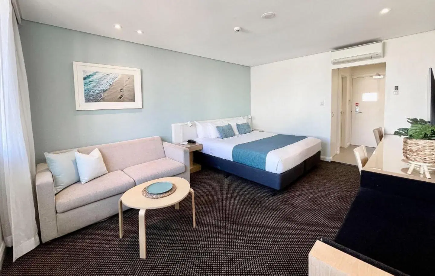 Coogee Sands ROOM_EXAMPLE