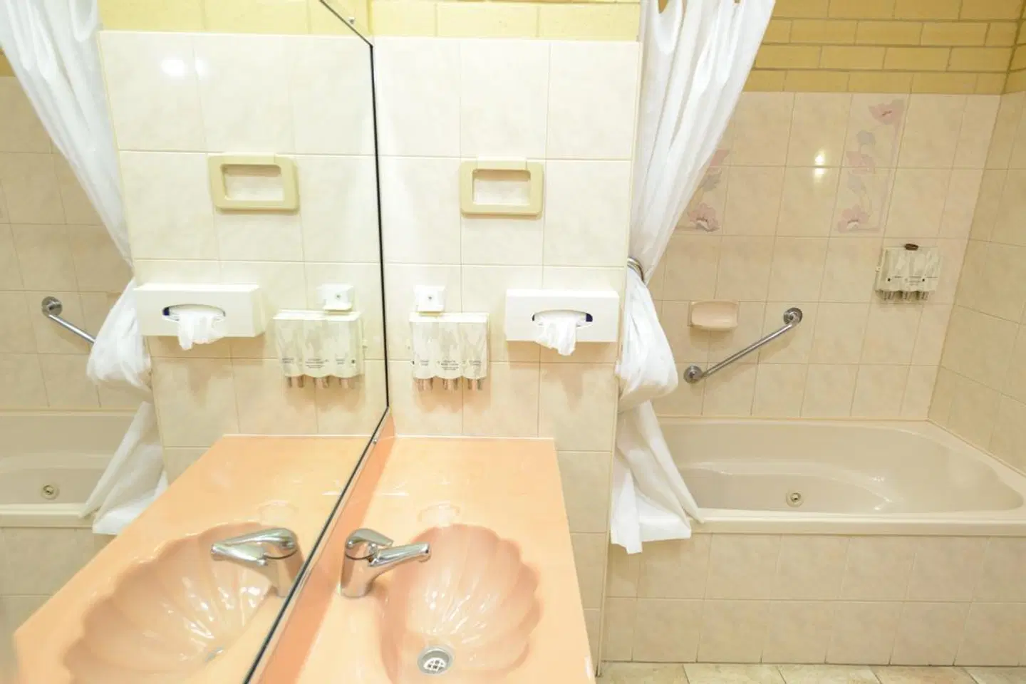 Country Comfort Bundaberg International Badezimmer