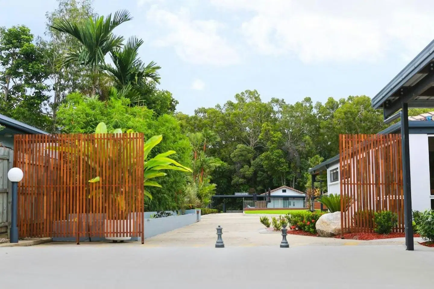 Birch Resort Port Douglas Strand