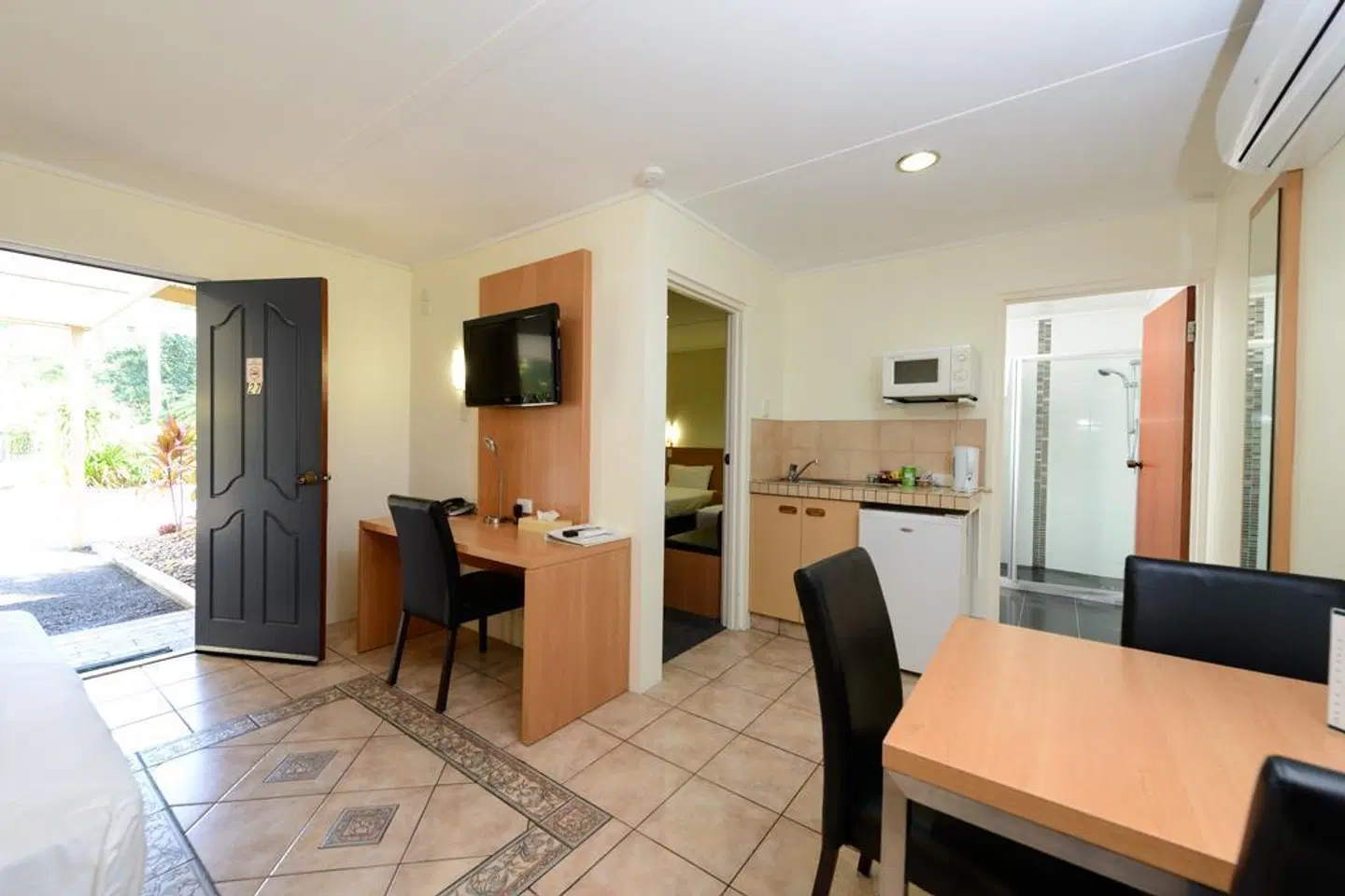 Country Comfort Bundaberg International ROOM_EXAMPLE