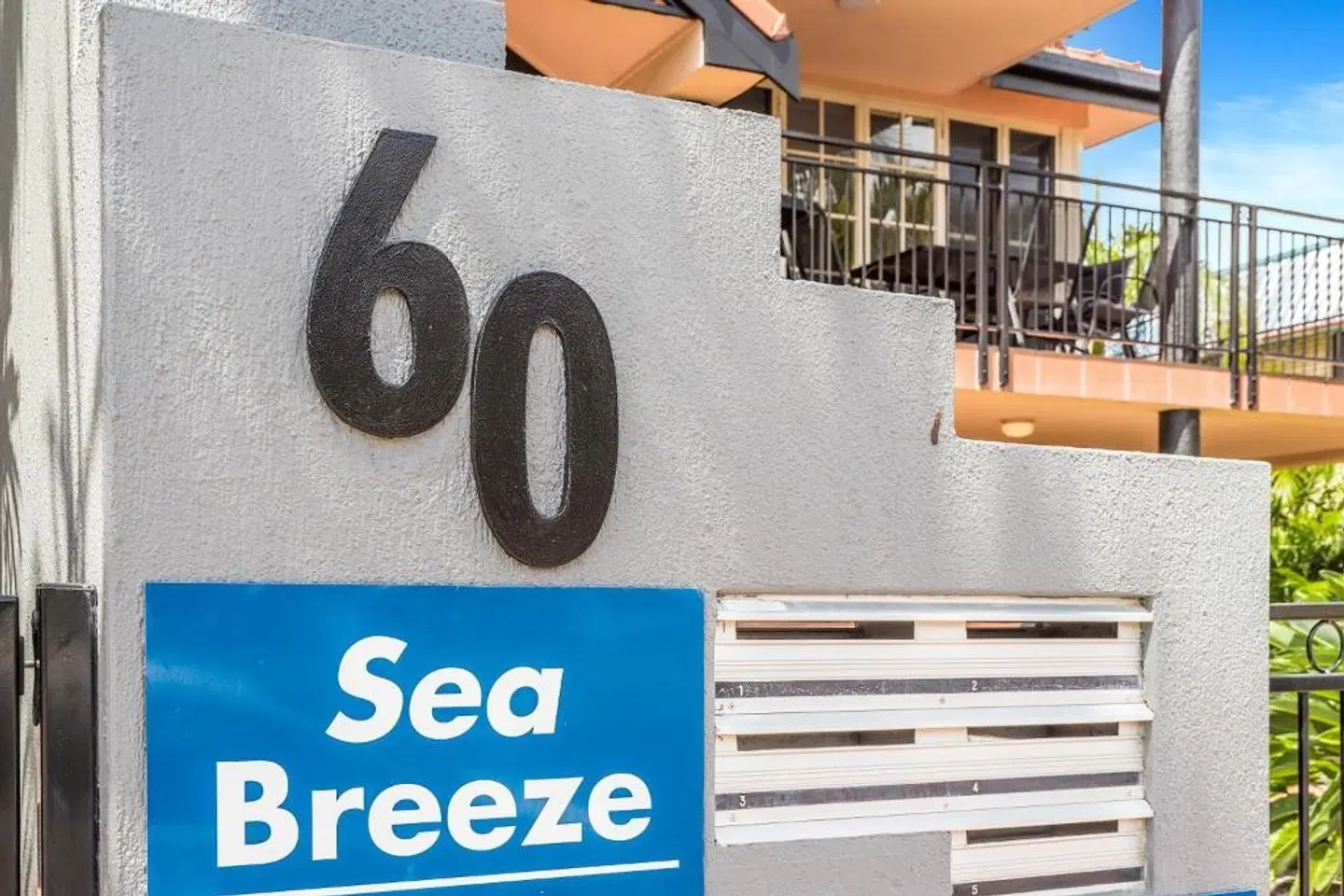Sea Breeze on Main Beach HEALTH_BEAUTY
