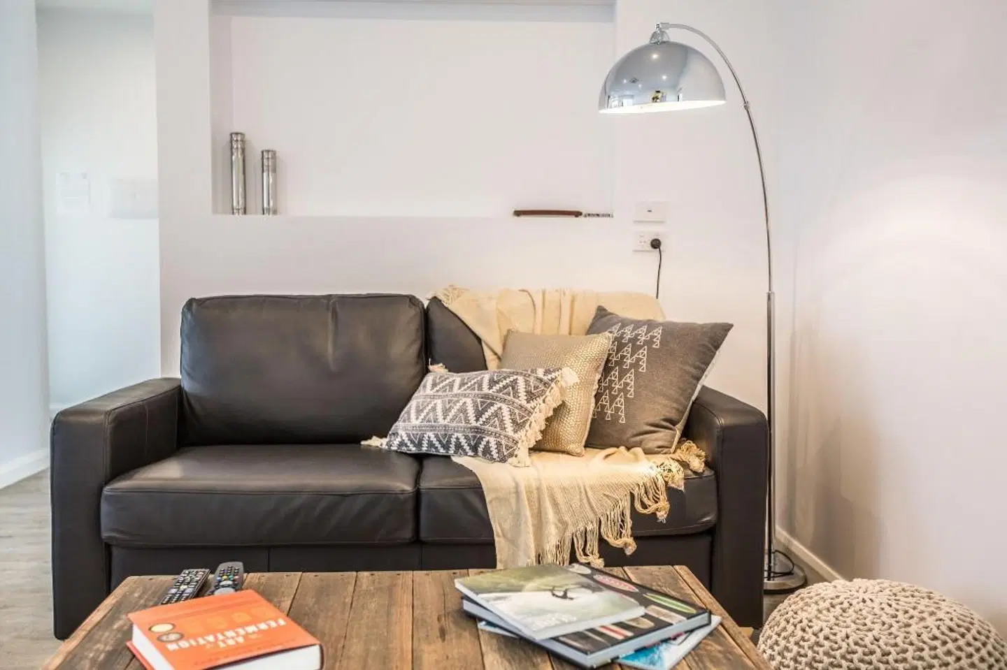 Island Quarters ROOM_EXAMPLE