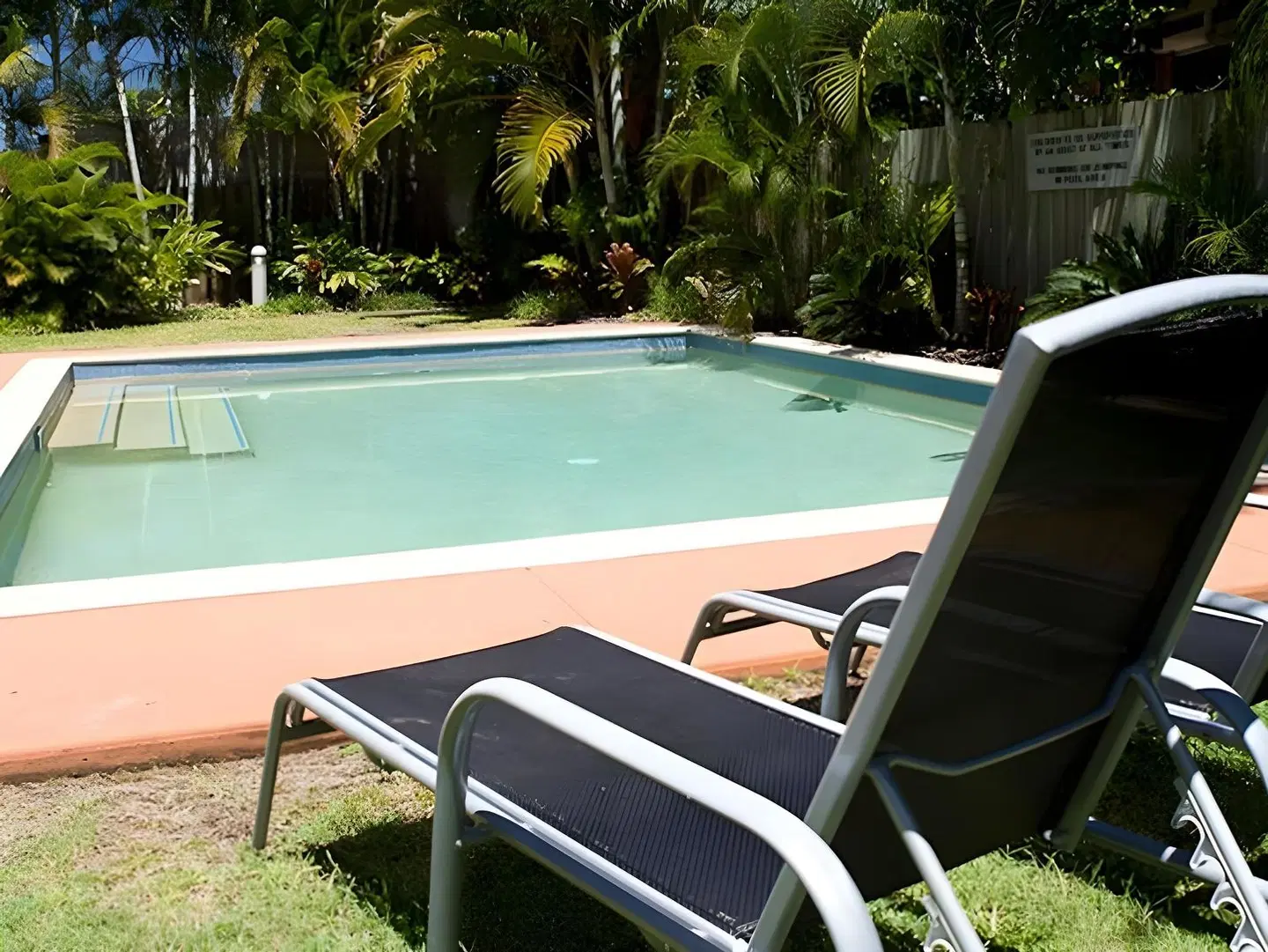 Pacific Reef by Kacys OUTDOOR_POOL