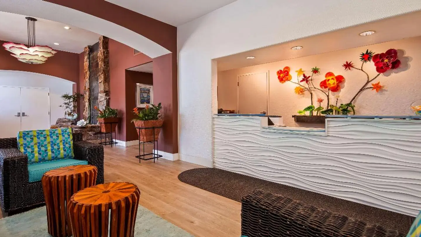 Best Western Plus Capitola by the Sea LOUNGE_LOBBY