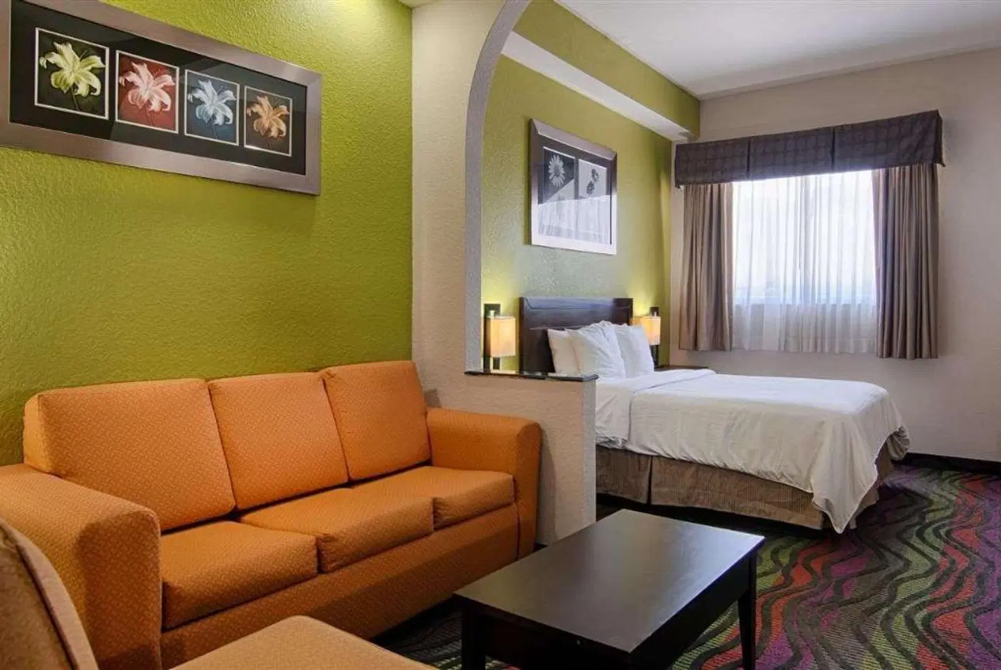 Best Western Bonita Springs Hotel & Suites ROOM_EXAMPLE