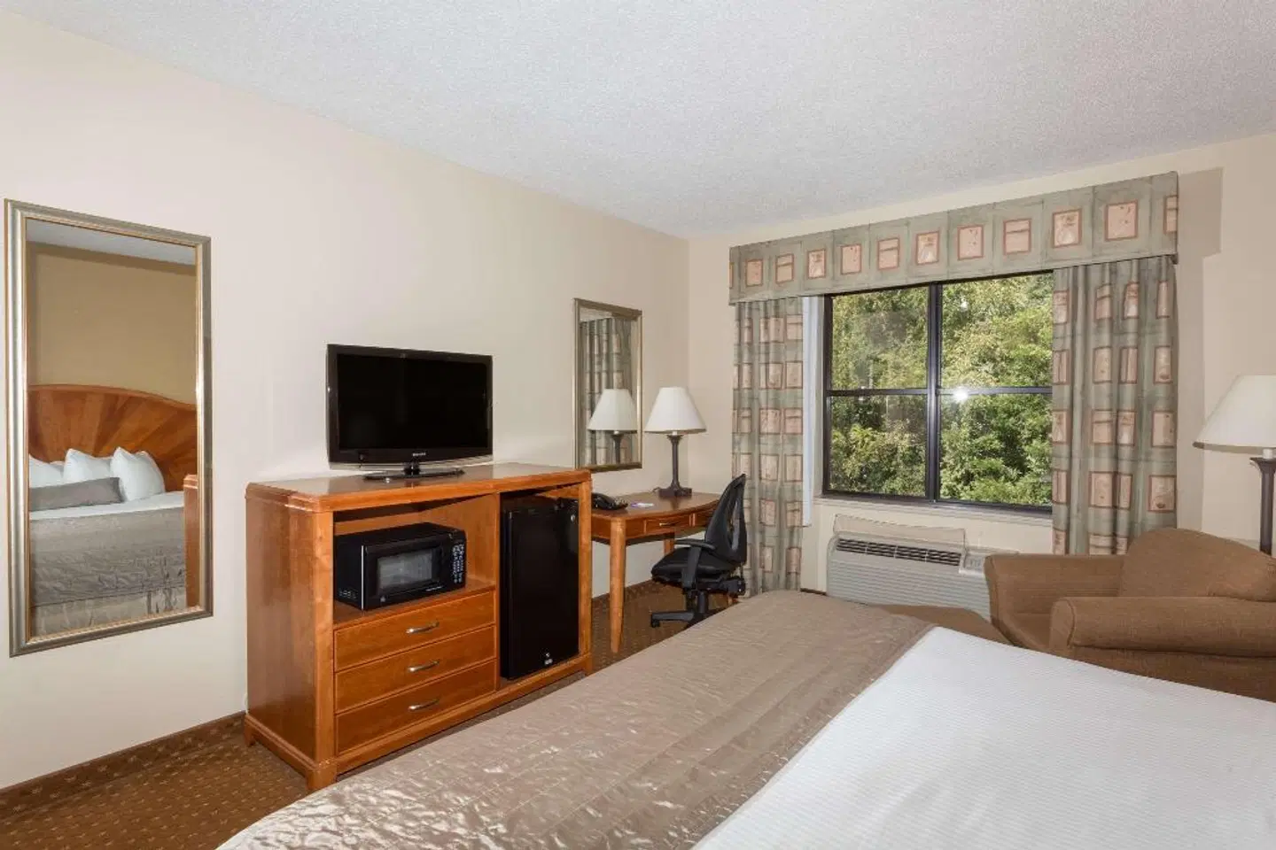 Baymont by Wyndham Asheville/Biltmore Village ROOM_EXAMPLE
