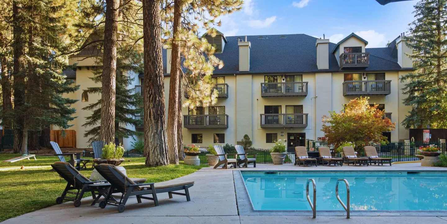 Chateau Big Bear Boutique Hotel, BW Signature Collection EXTERIOR