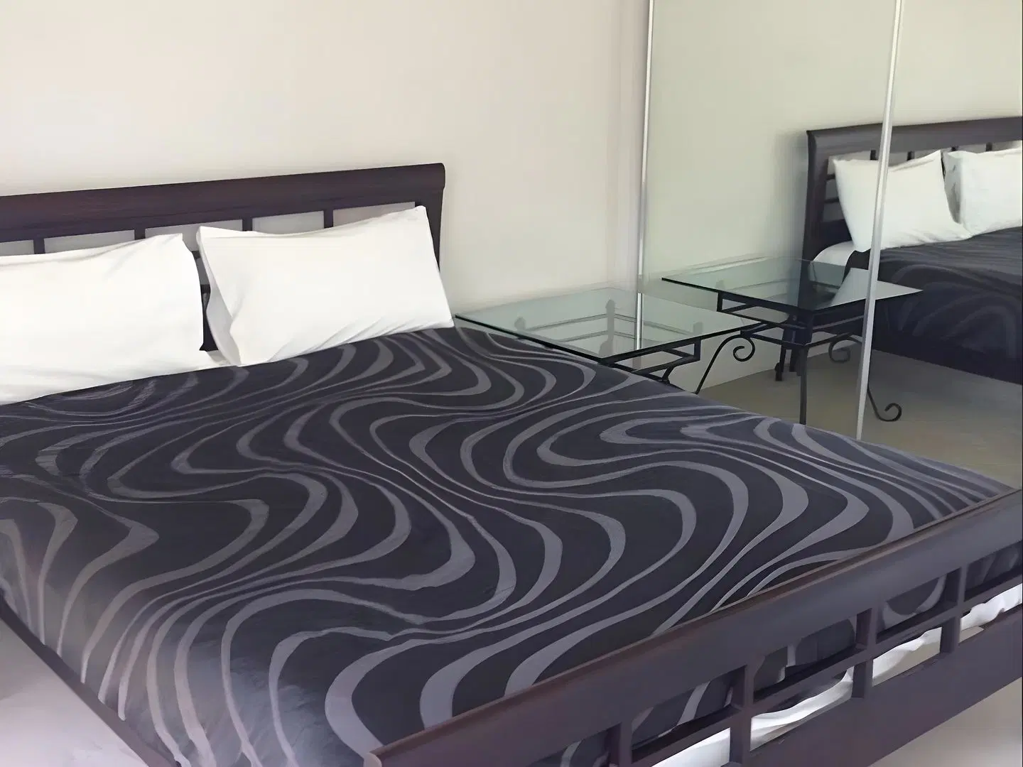Story Apartments ROOM_EXAMPLE