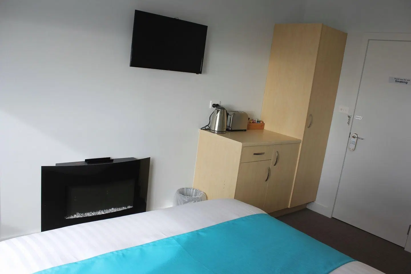 Beach Hotel ROOM_EXAMPLE