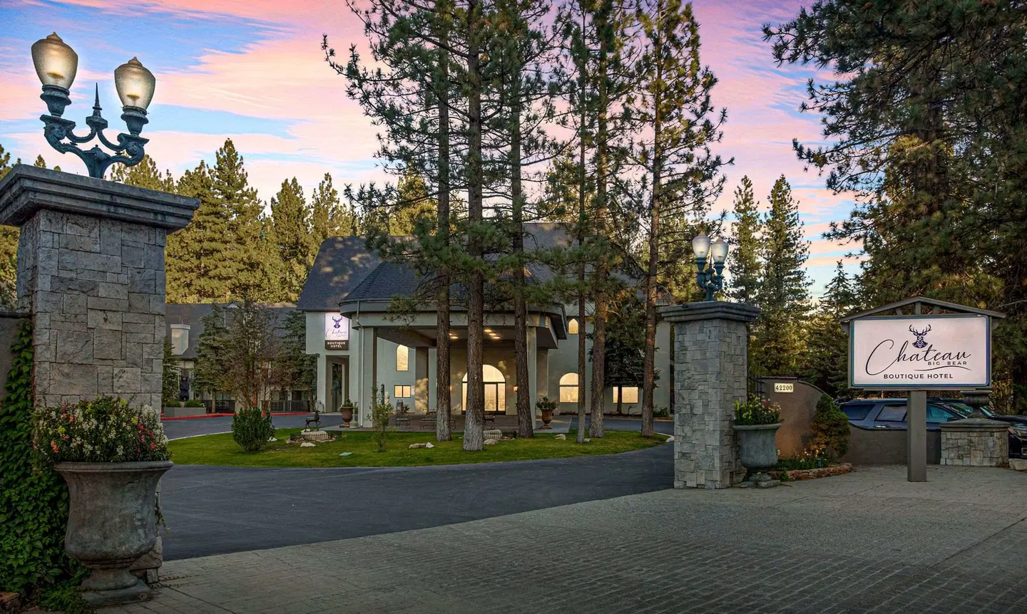 Chateau Big Bear Boutique Hotel, BW Signature Collection EXTERIOR
