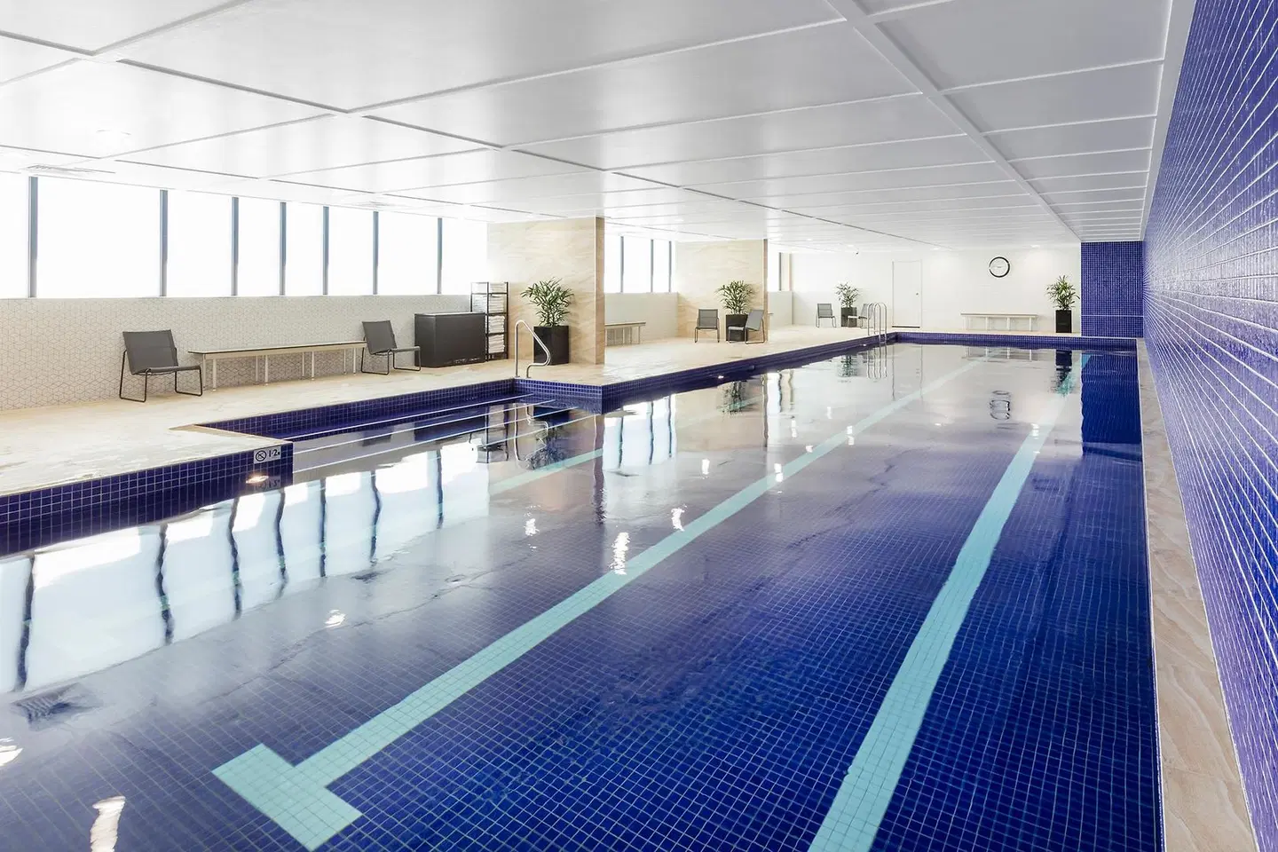 Meriton Suites Mascot Central Hallenbad