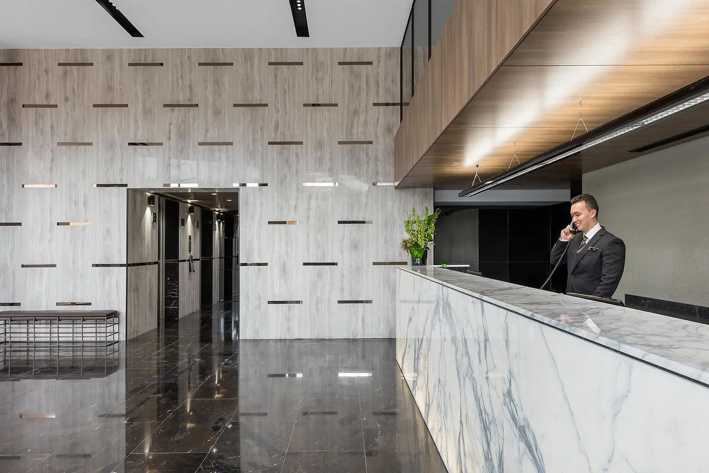 Meriton Suites Church Street, Parramatta Bar