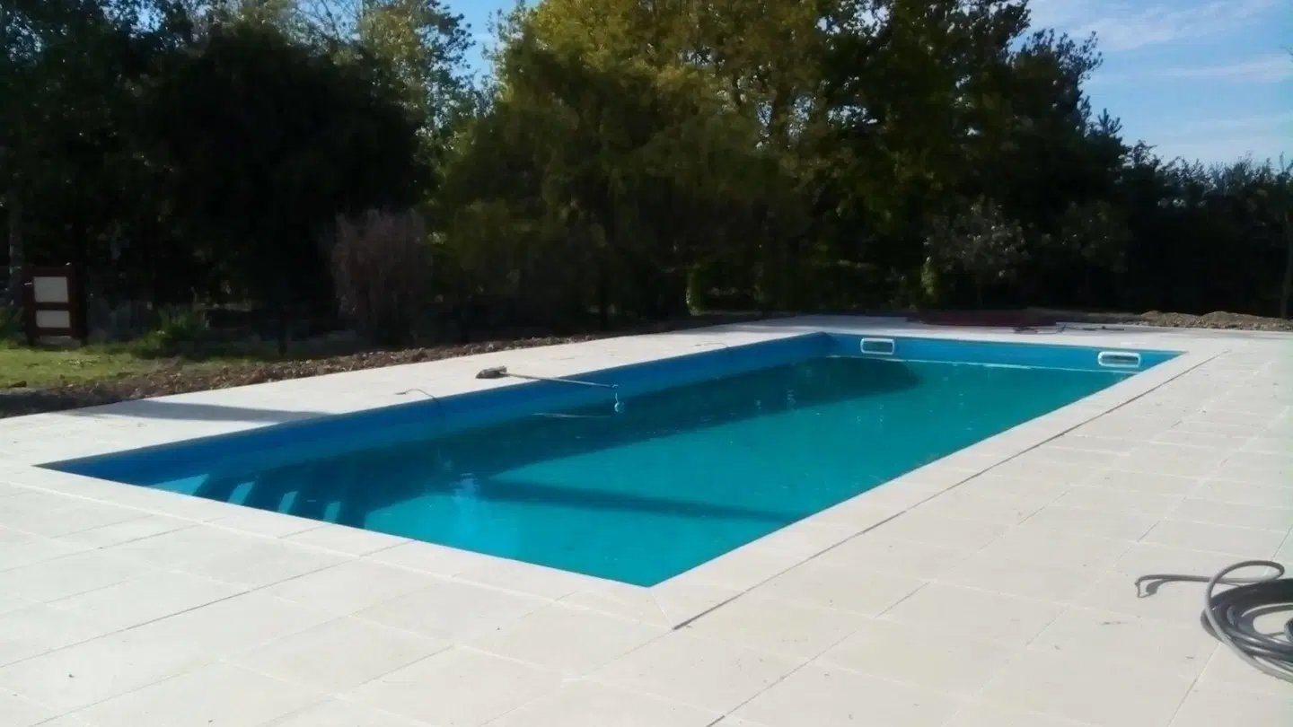 Alaguyauder La Chambre OUTDOOR_POOL