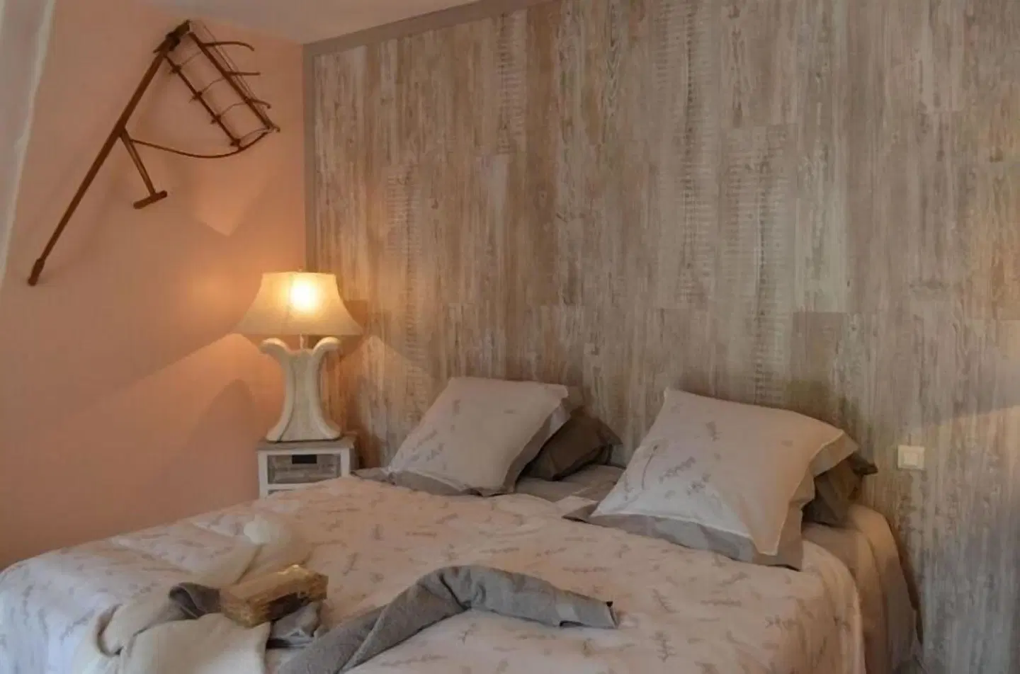 Alaguyauder La Chambre ROOM_EXAMPLE