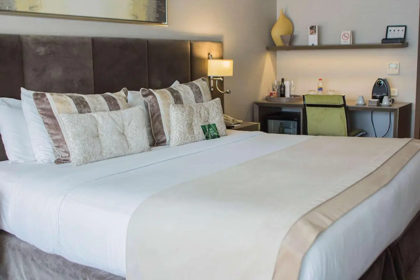 Recoleta Grand, Buenos Aires, a Tribute Portfolio Hotel ROOM_EXAMPLE