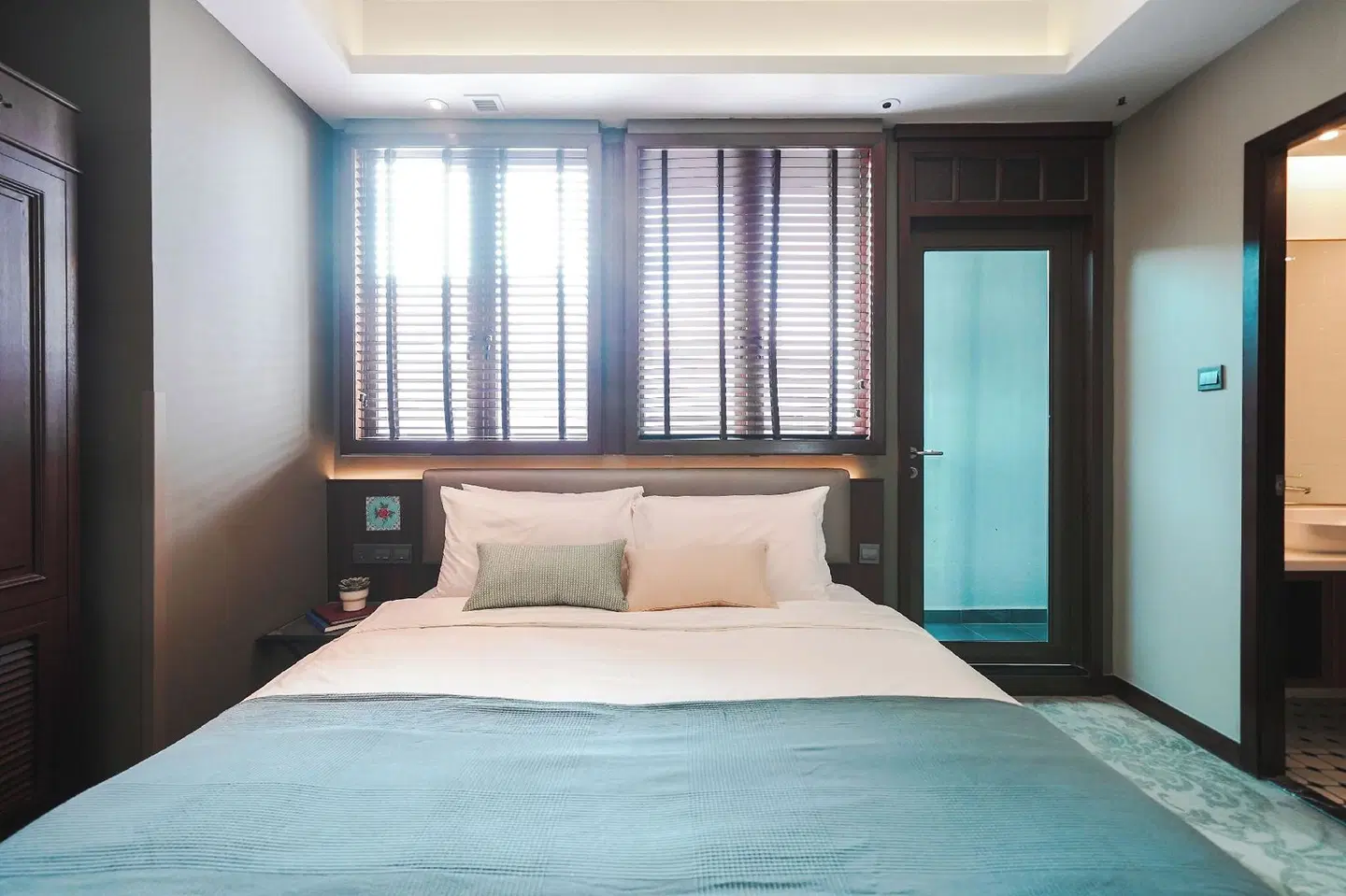 AM Hotel ROOM_EXAMPLE