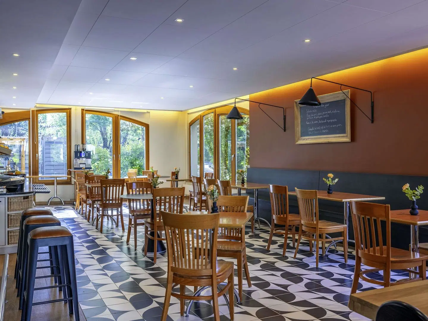 ibis Sion Bar