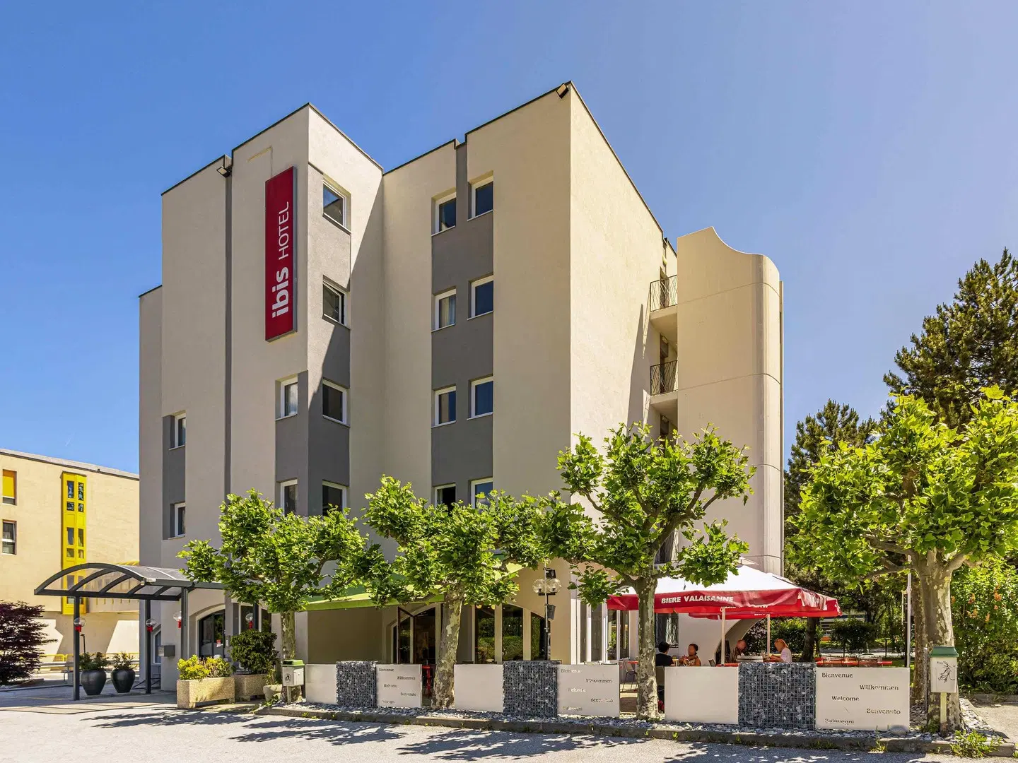 ibis Sion EXTERIOR