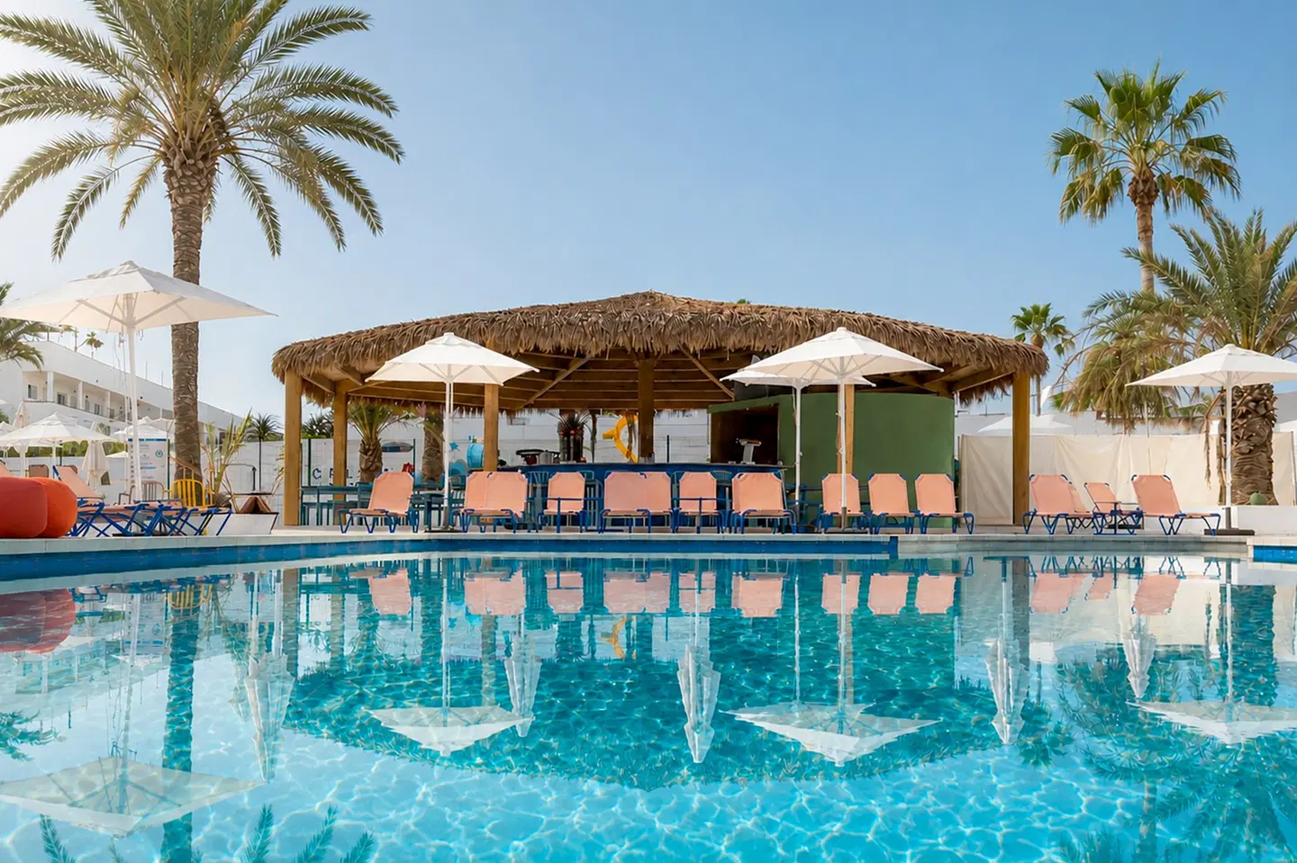 Coral Star (Appartements) OUTDOOR_POOL