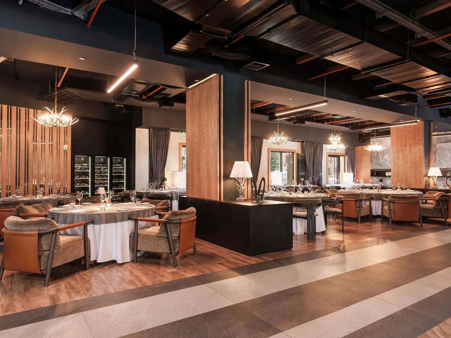 Swissôtel Resort Kolasin Bar