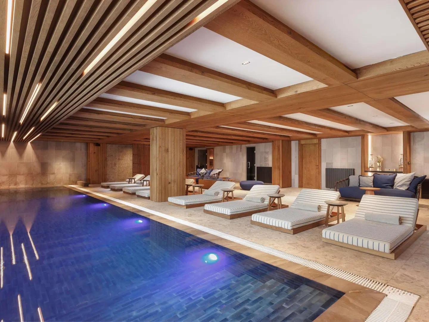 Swissôtel Resort Kolasin Hallenbad
