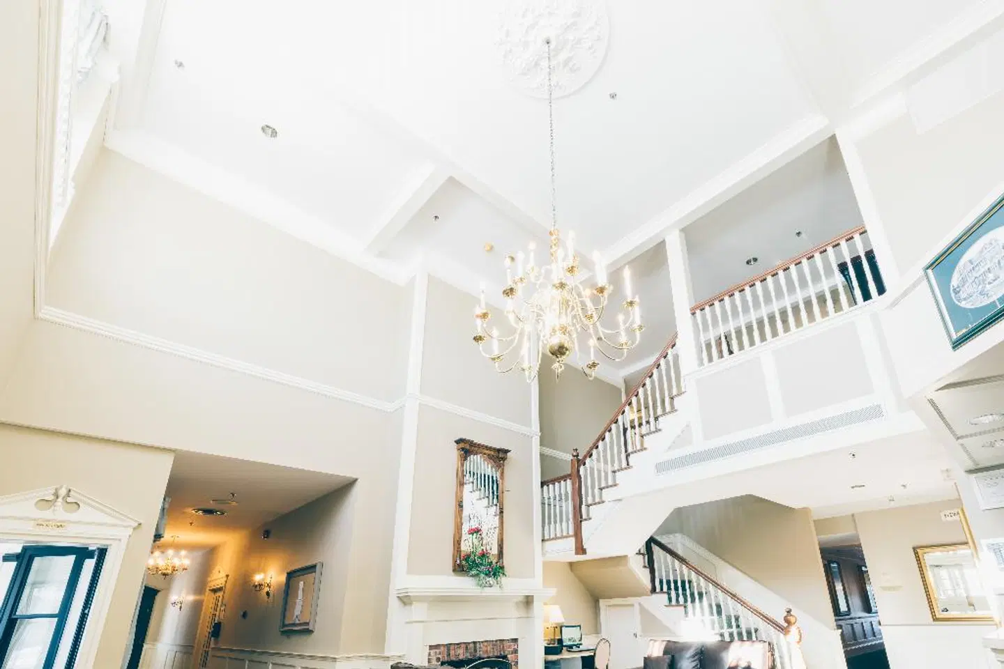 The Loyalist Country Inn A Lakeview Resort LOUNGE_LOBBY