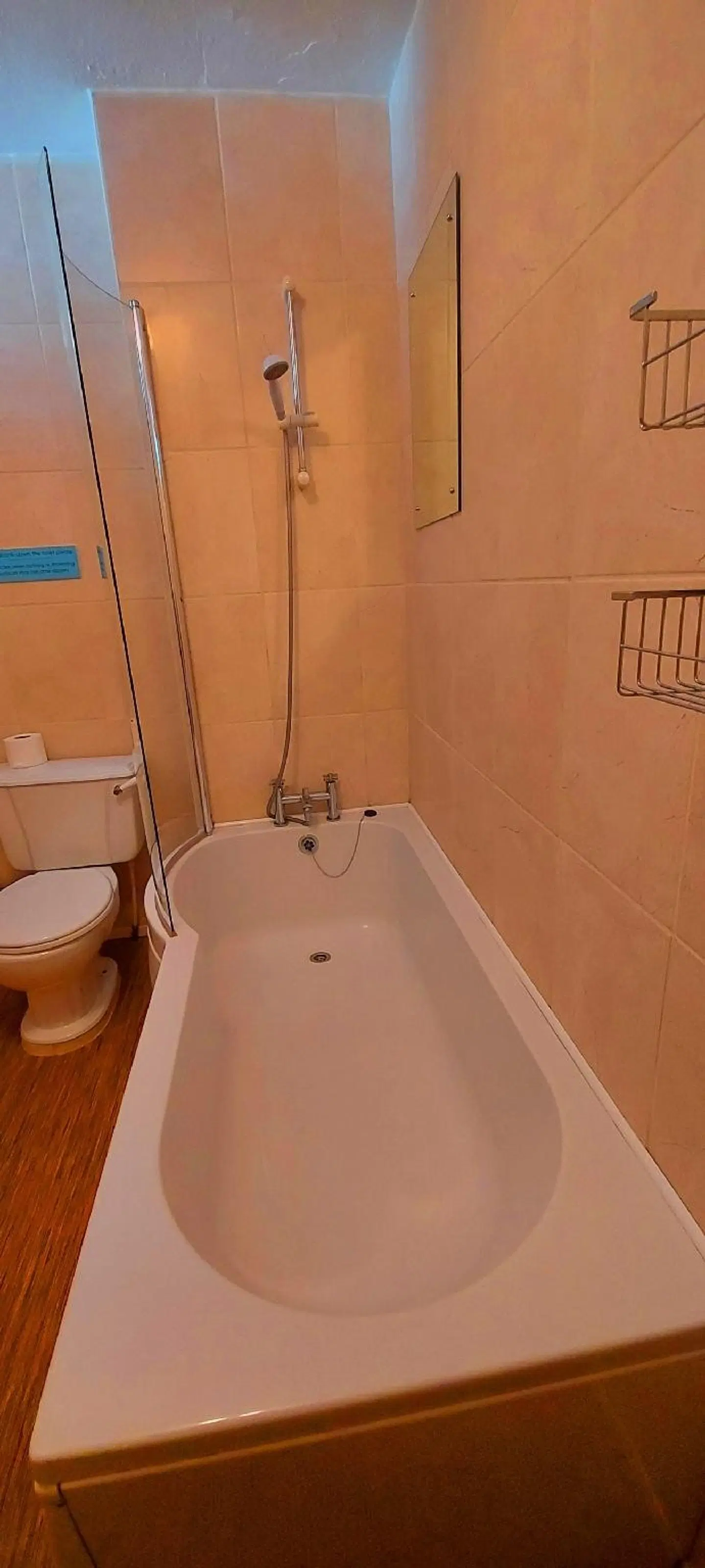 Sportsmans Valley Hotel Badezimmer