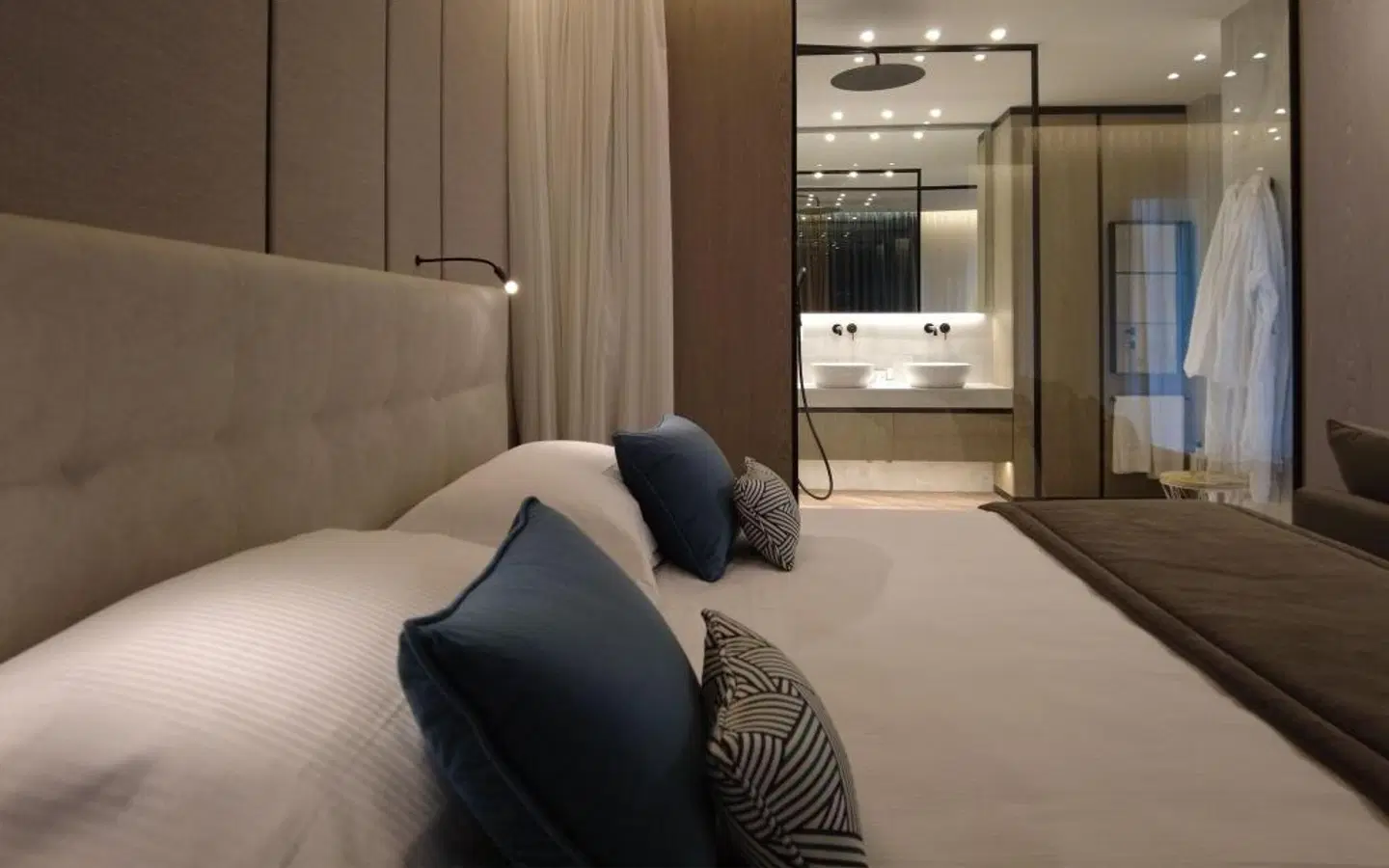 Hotel Lungomare ROOM_EXAMPLE