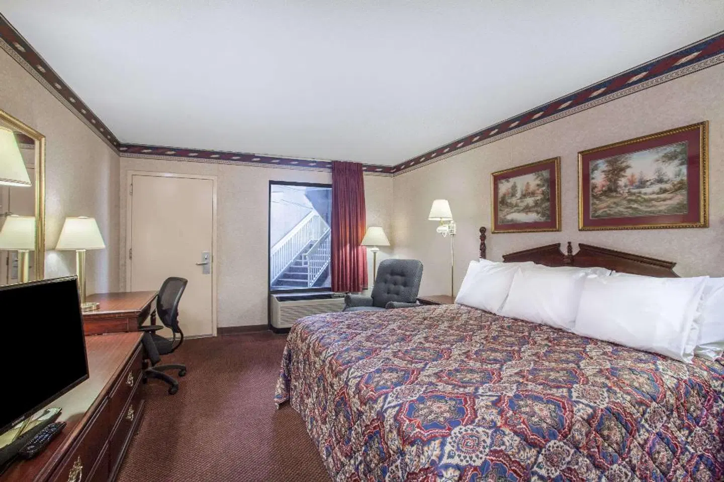 Days Inn by Wyndham Saint Pauls ROOM_EXAMPLE