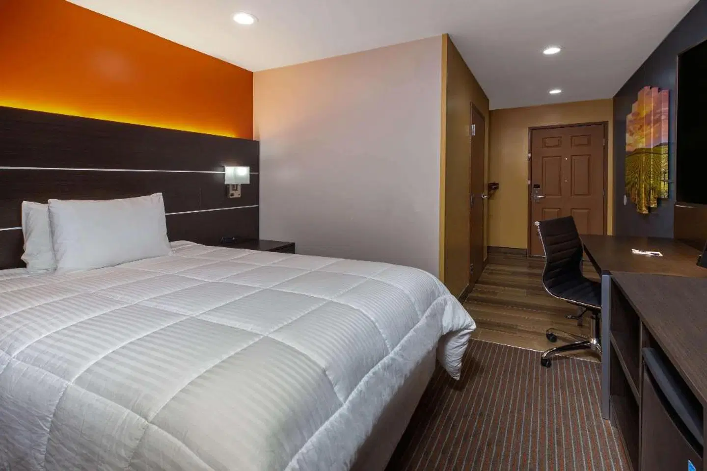 Travelodge by Wyndham Healdsburg - Sonoma Wine Country ROOM_EXAMPLE