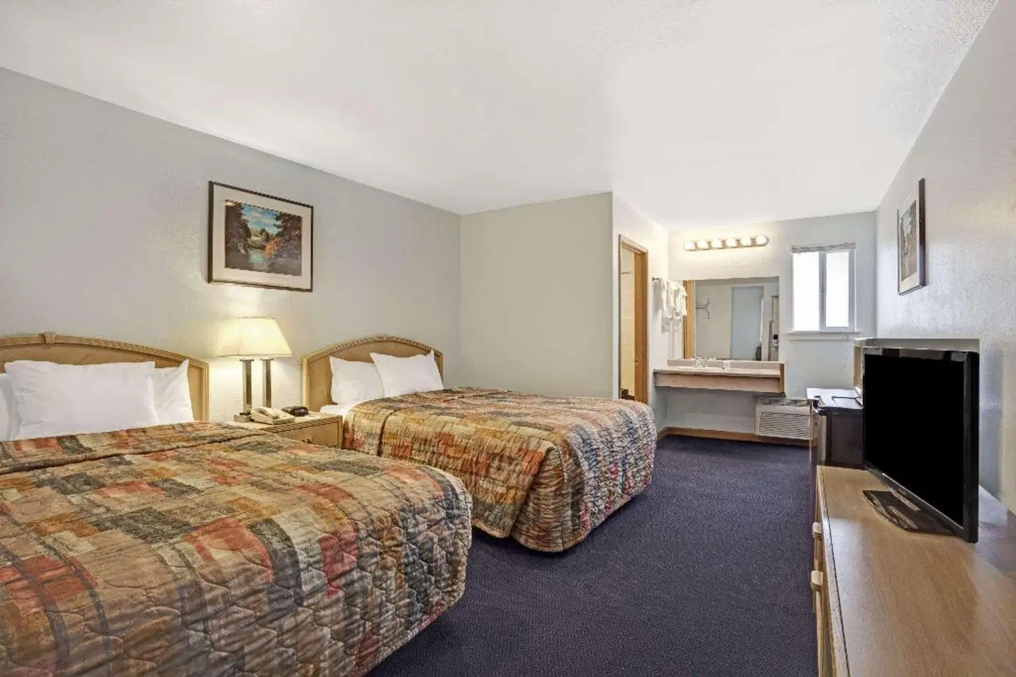 Travelodge Seattle North of Downtown ROOM_EXAMPLE