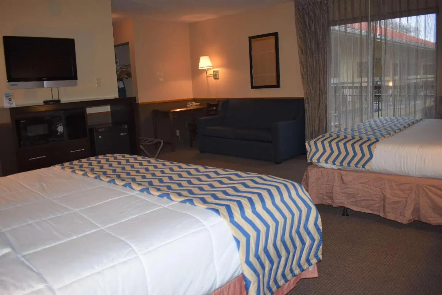 Travelodge Portland City Center ROOM_EXAMPLE