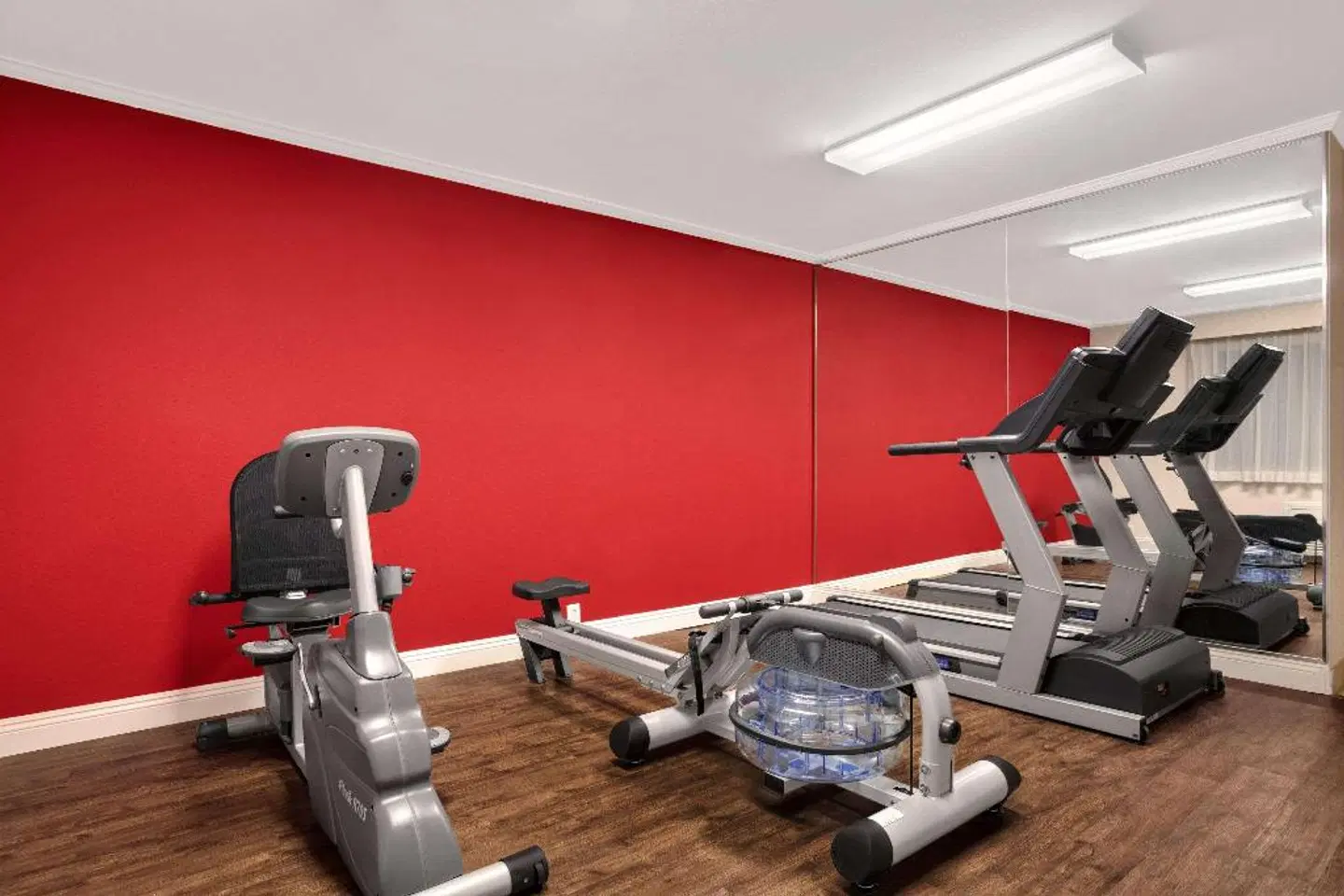 Ramada by Wyndham Torrance SPORTS_AND_LEISURE