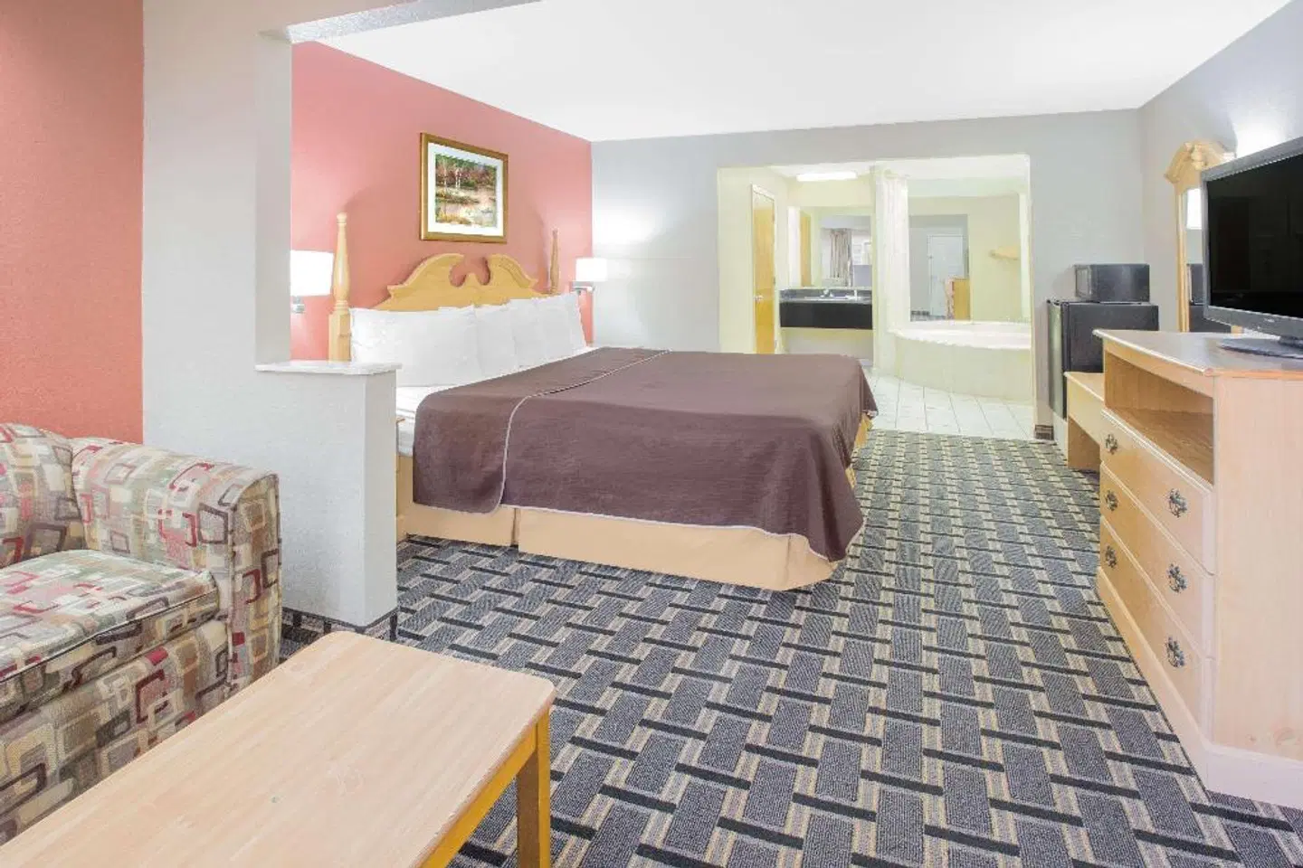 Days Inn & Suites Pine Bluff ROOM_EXAMPLE