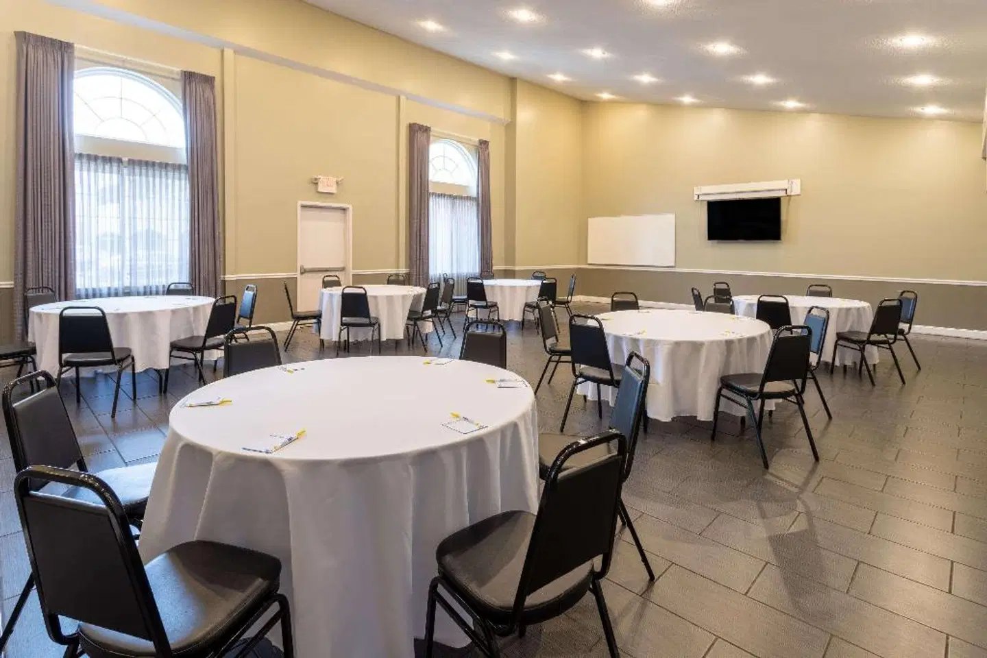 Days Inn & Suites by Wyndham Cherry Hill - Philadelphia Konferenz