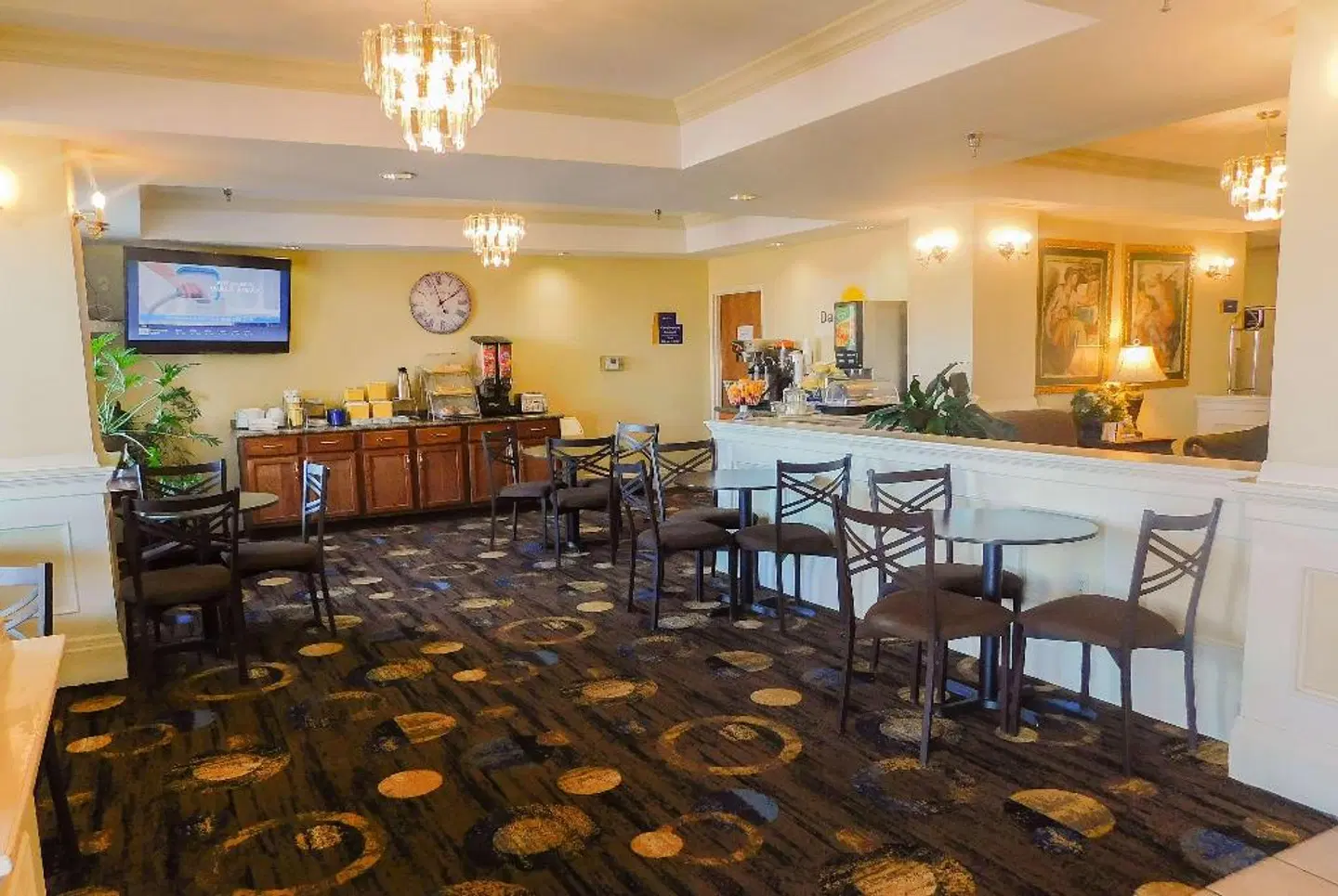 Days Inn & Suites by Wyndham Pocahontas Bar