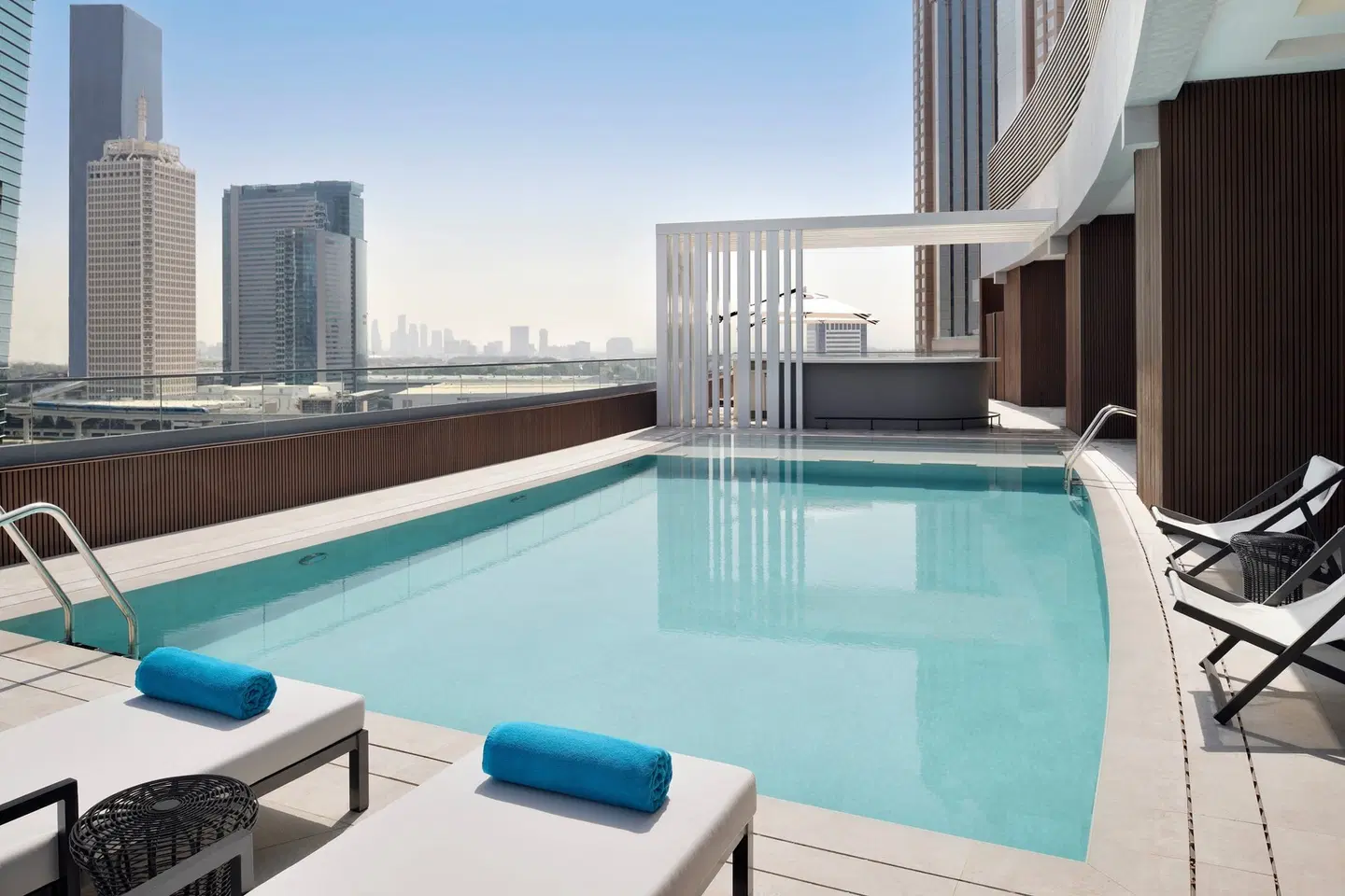 Courtyard by Marriott World Trade Centre, Dubai OUTDOOR_POOL